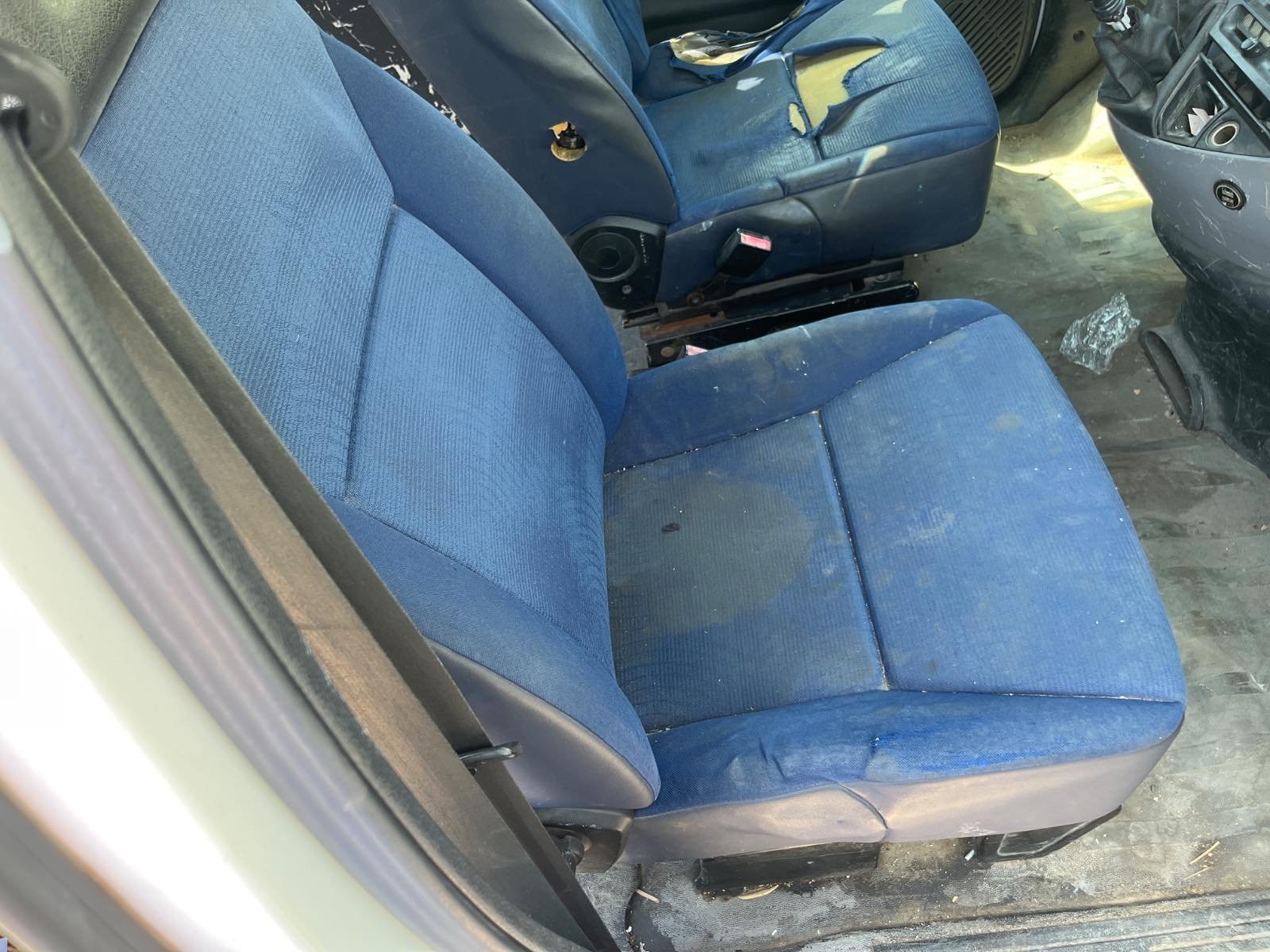 PARAGOLPES DELANTERO FIAT SCUDO COMBI (272) - recambio desguace - vista 12