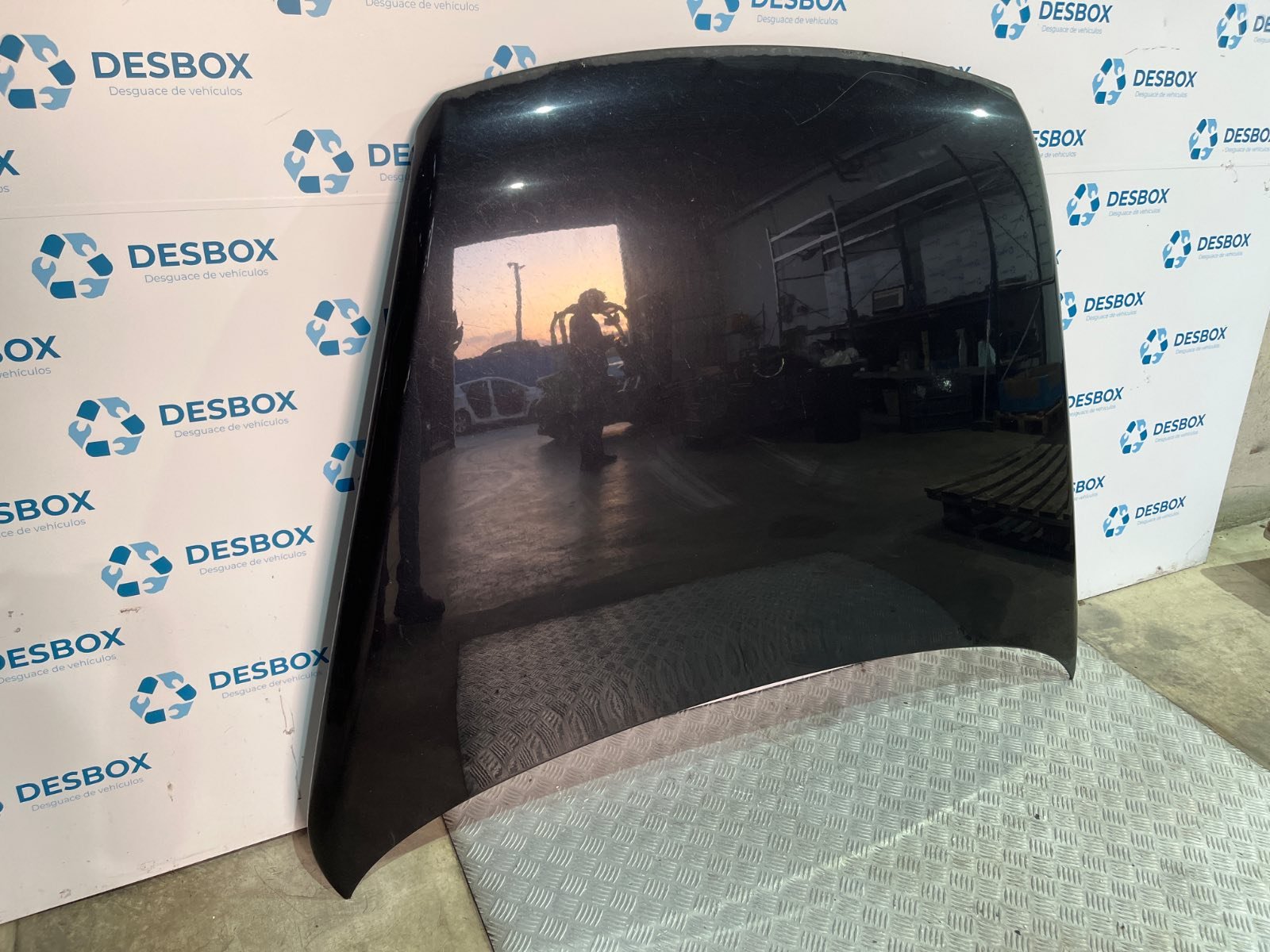 CAPO VOLKSWAGEN TOUAREG (7LA) - recambio desguace - vista 2