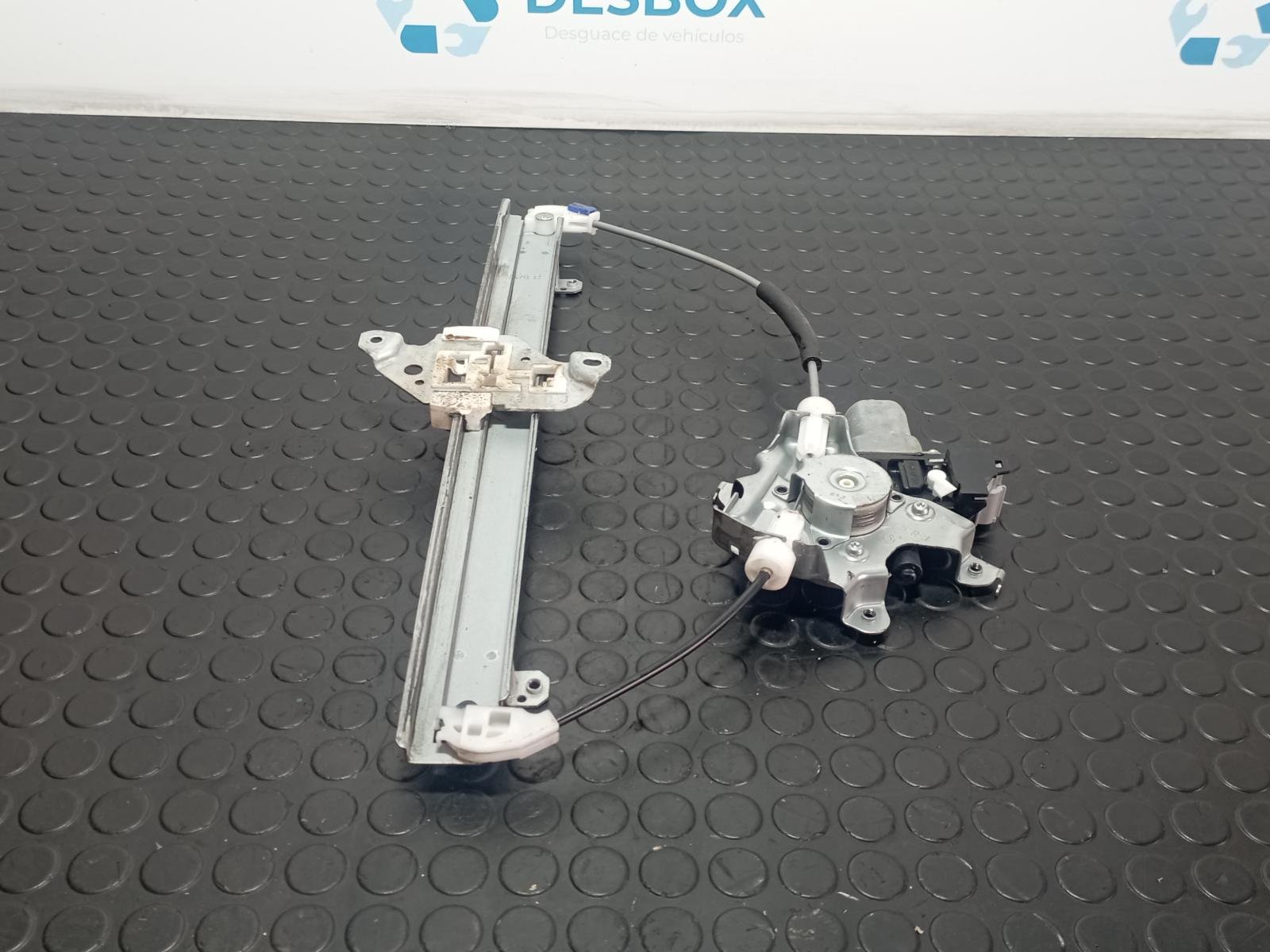 ELEVALUNAS DELANTERO DERECHO NISSAN JUKE (F15) - recambio desguace - vista 2