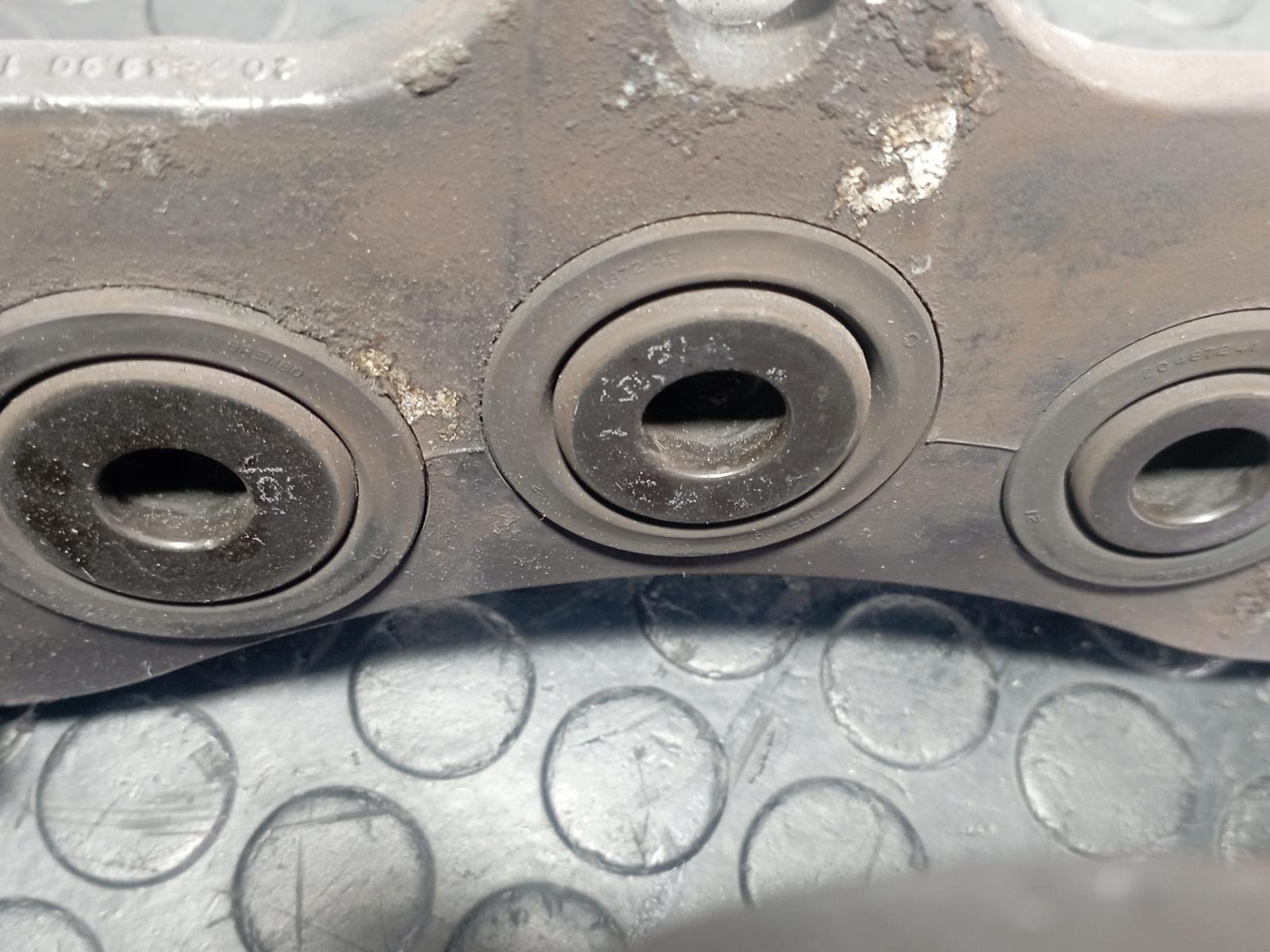 PINZA DE FRENO DELANTERA DERECHA VOLKSWAGEN TOUAREG (7LA) - recambio desguace - vista 5