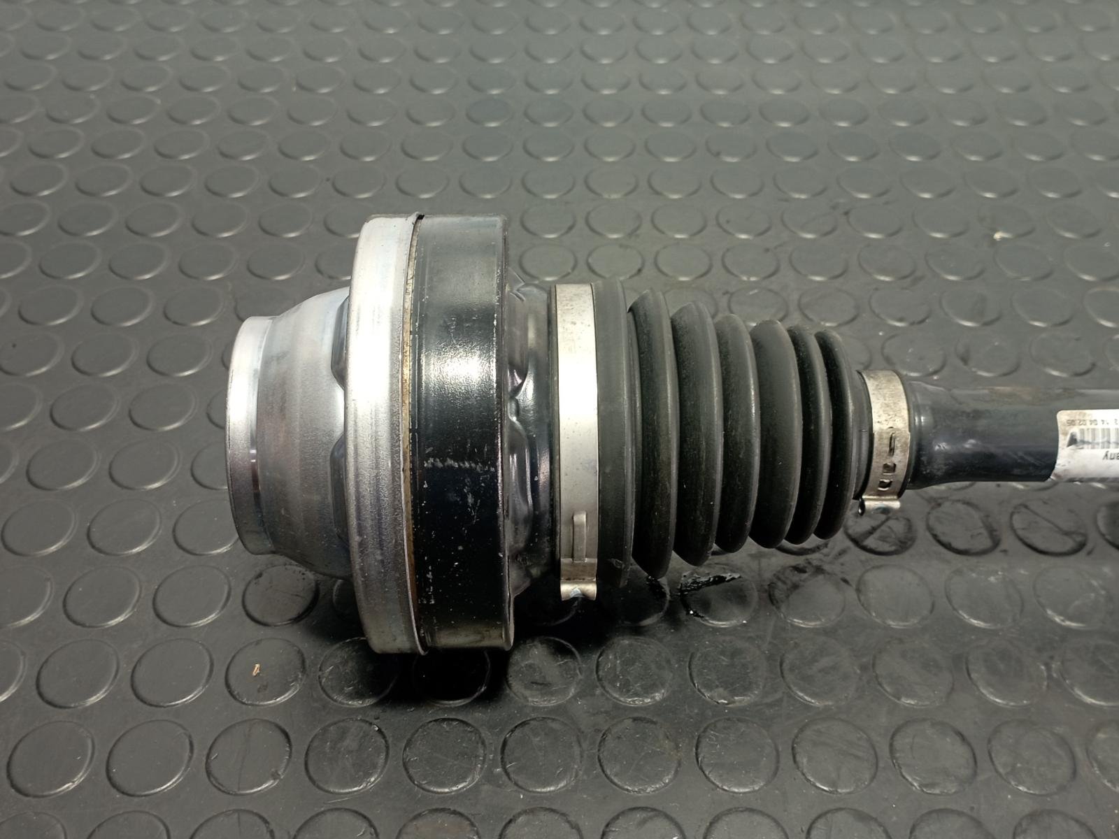 TRANSMISION DELANTERA IZQUIERDA VOLKSWAGEN TOUAREG (7LA) - recambio desguace - vista 2