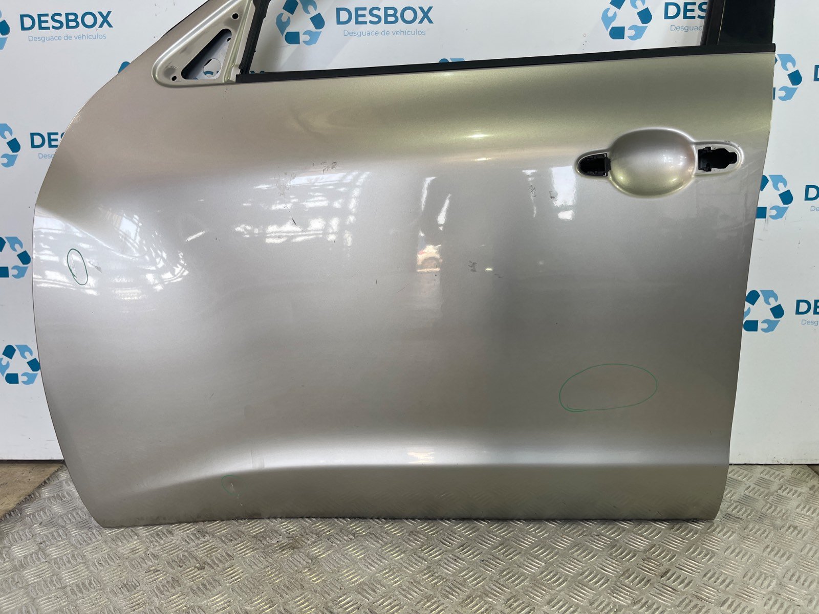 PUERTA DELANTERA IZQUIERDA NISSAN JUKE (F15) - recambio desguace - vista 4