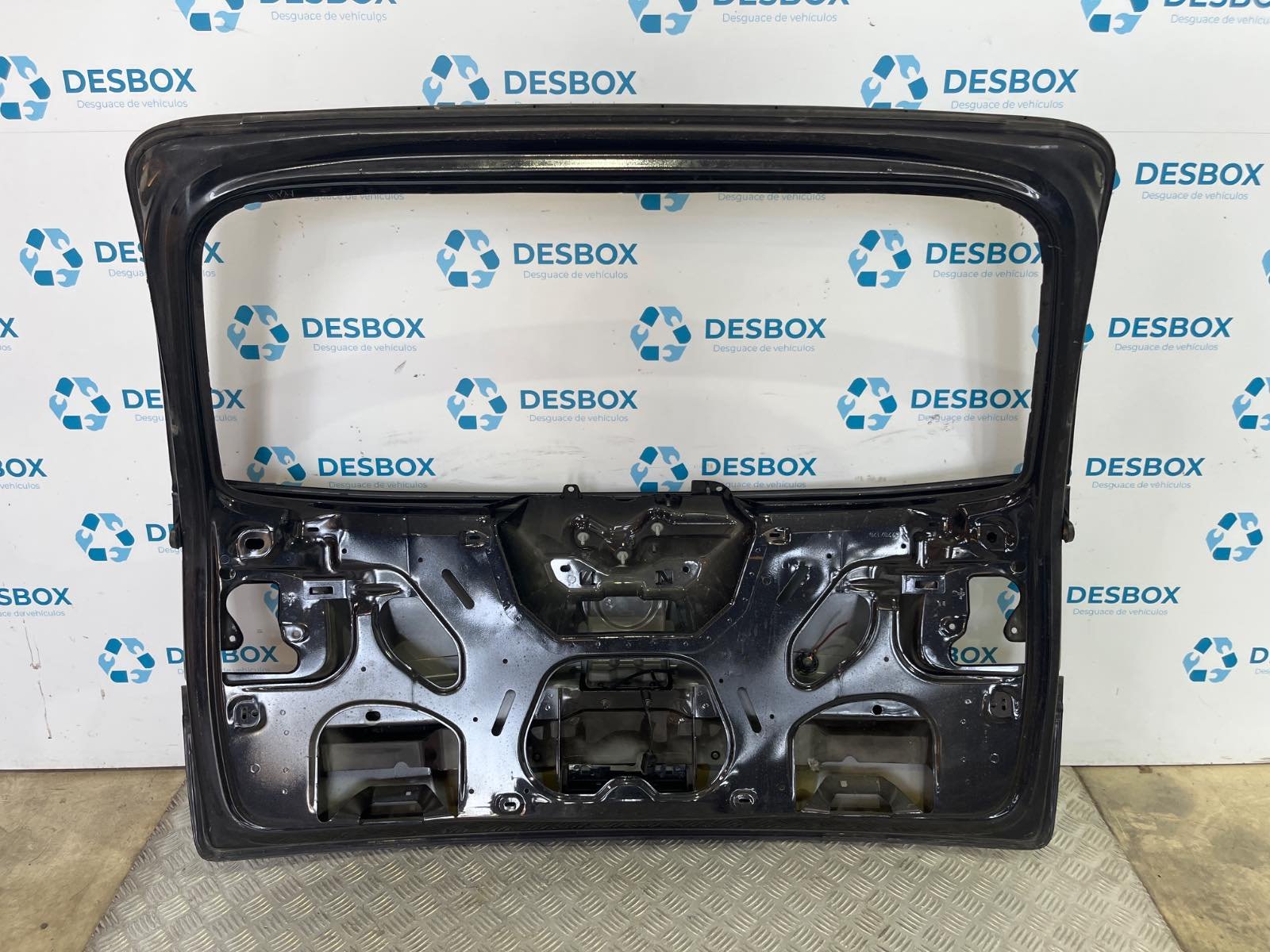 PORTON TRASERO VOLKSWAGEN TOUAREG (7LA) - recambio desguace - vista 5