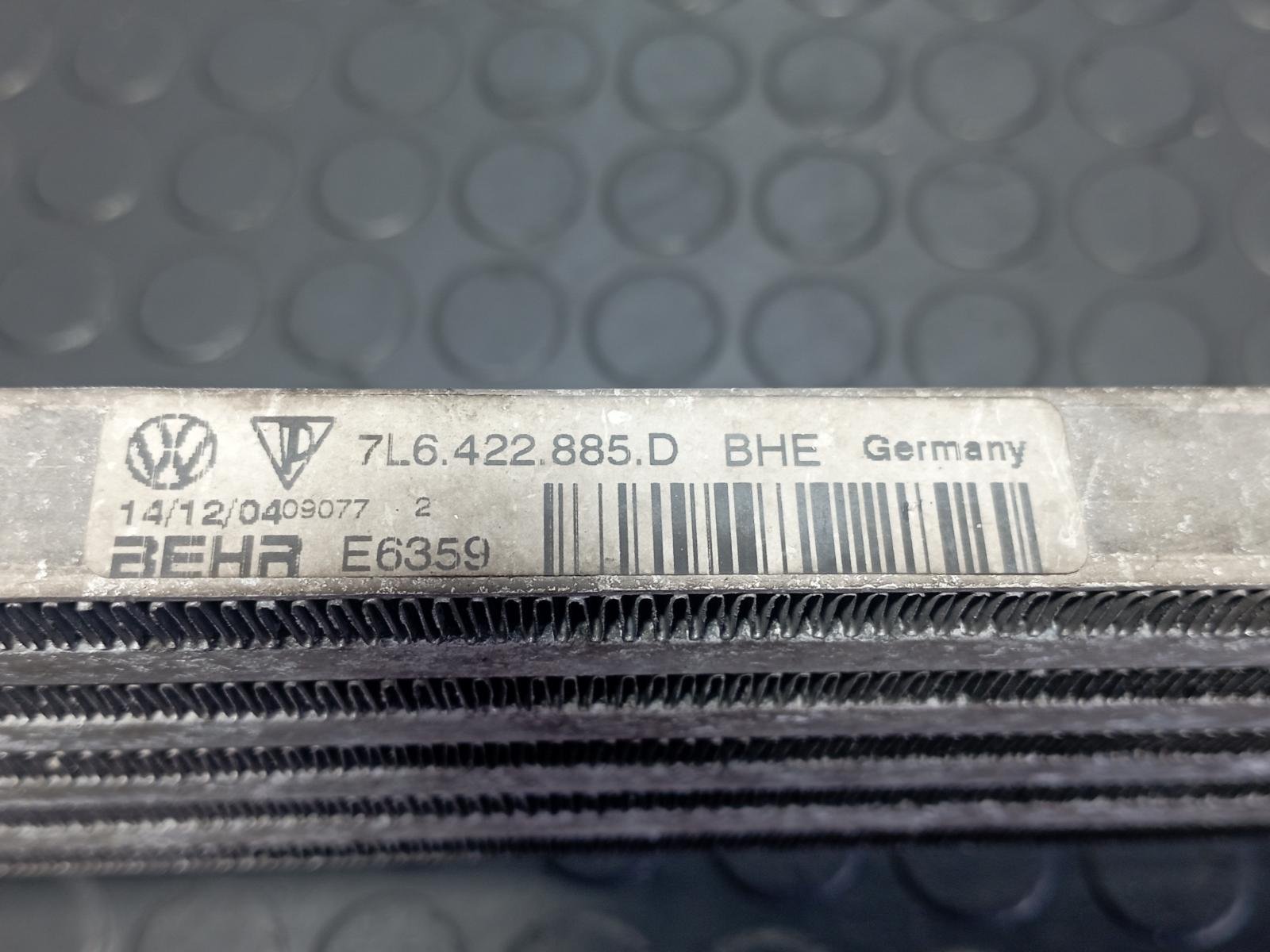 RADIADOR ACEITE VOLKSWAGEN TOUAREG (7LA) - recambio desguace - vista 2