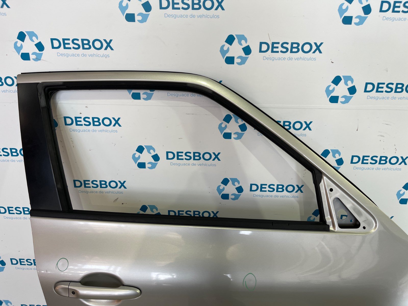 PUERTA DELANTERA DERECHA NISSAN JUKE (F15) - recambio desguace - vista 2