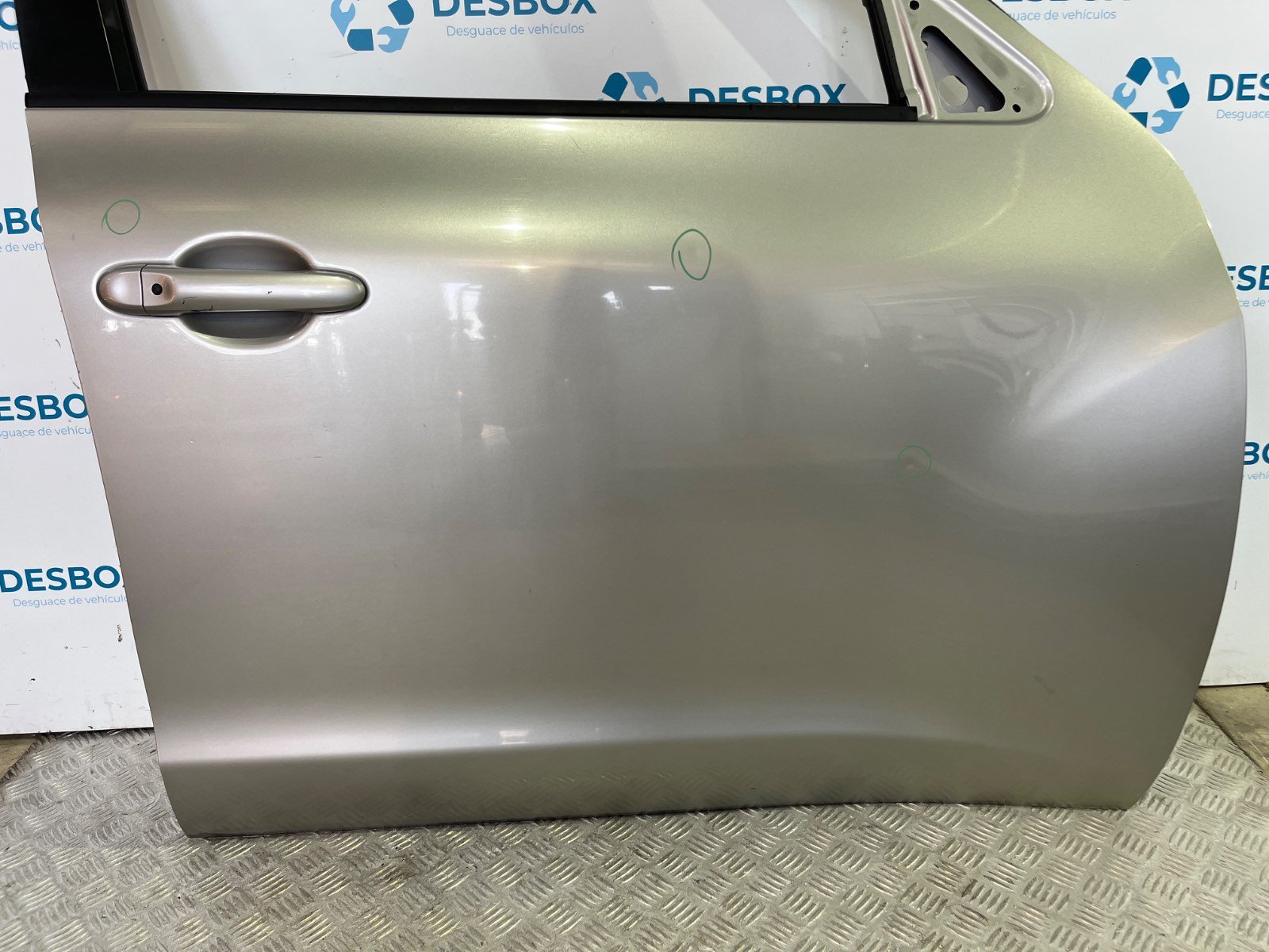 PUERTA DELANTERA DERECHA NISSAN JUKE (F15) - recambio desguace - vista 4