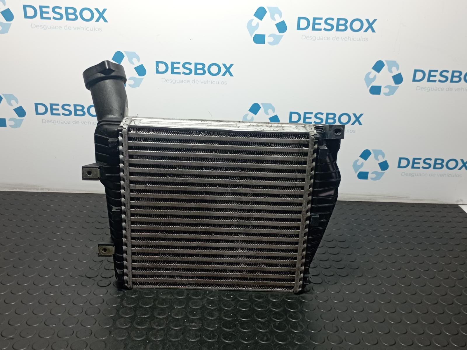 INTERCOOLER VOLKSWAGEN TOUAREG (7LA) - recambio desguace - vista 2