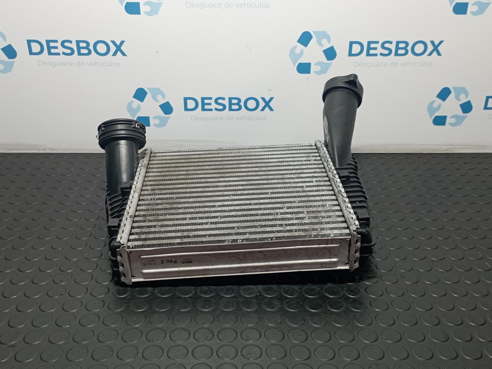 INTERCOOLER VOLKSWAGEN TOUAREG (7LA) - recambio desguace - vista 4