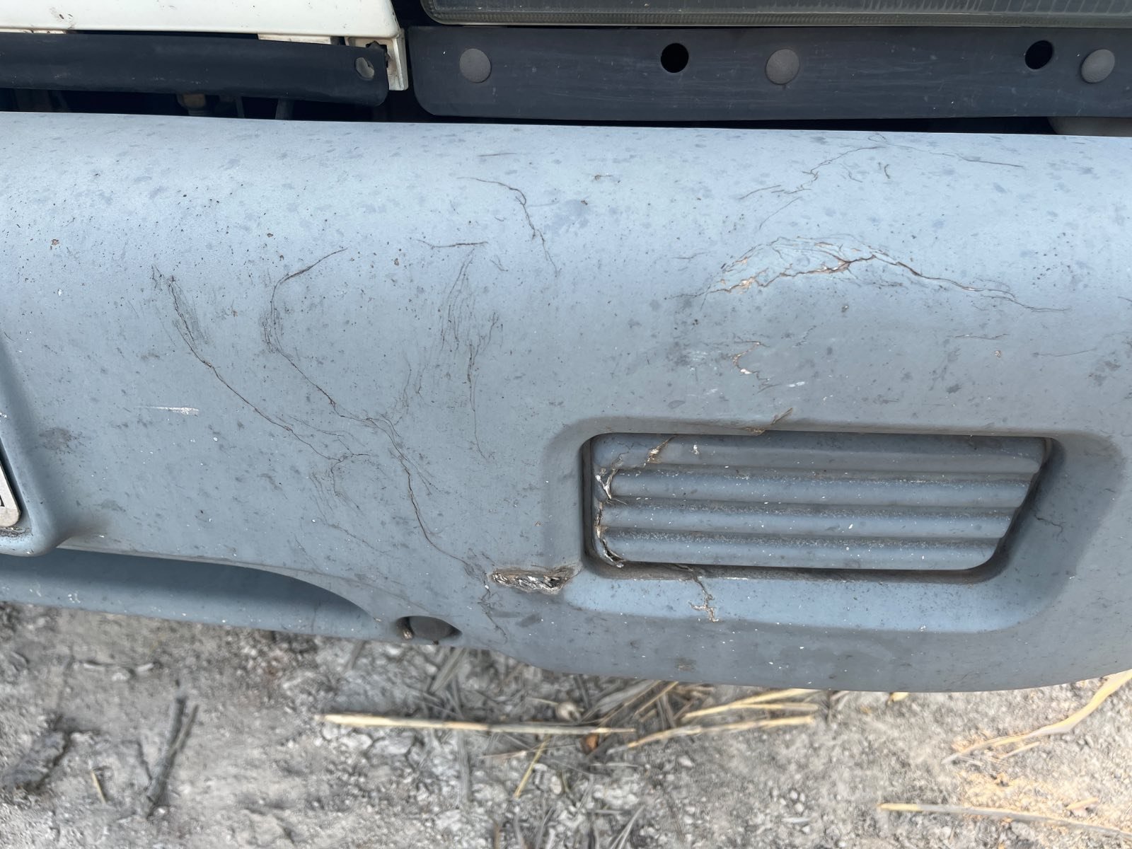 CERRADURA PUERTA TRASERA DERECHA NISSAN CABSTAR - recambio desguace - vista 5