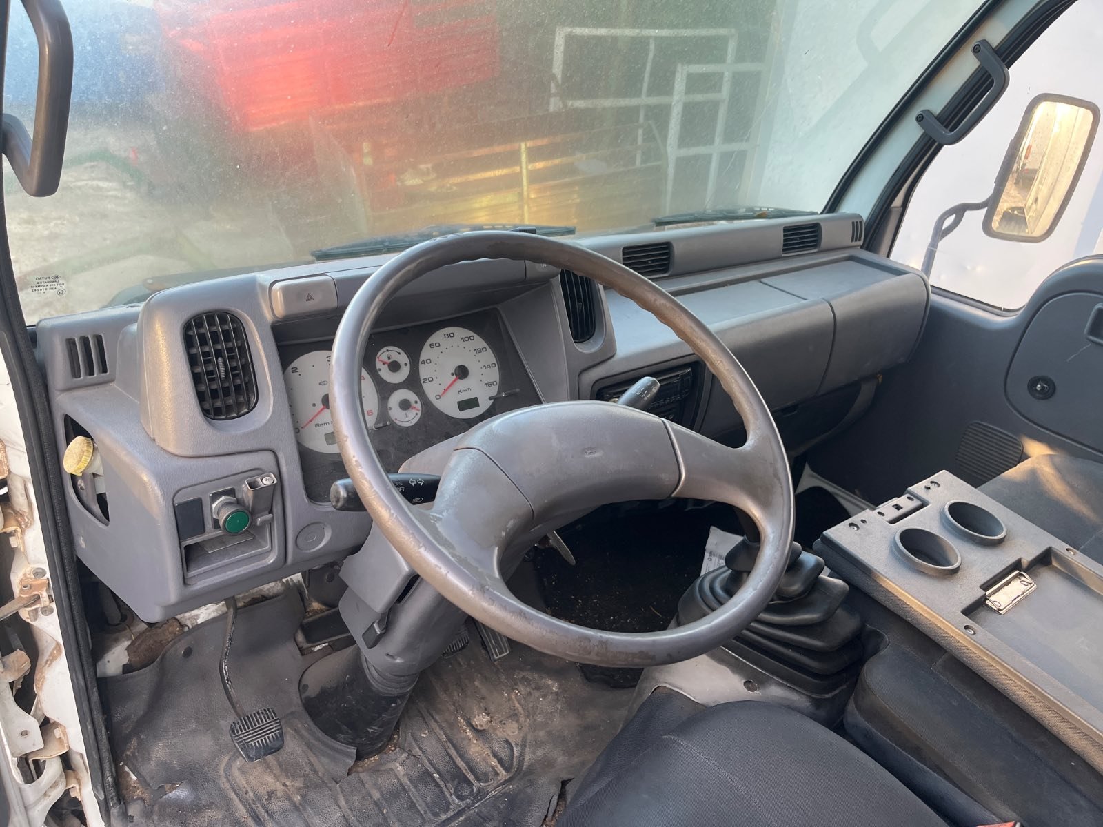 CERRADURA PUERTA TRASERA DERECHA NISSAN CABSTAR - recambio desguace - vista 7