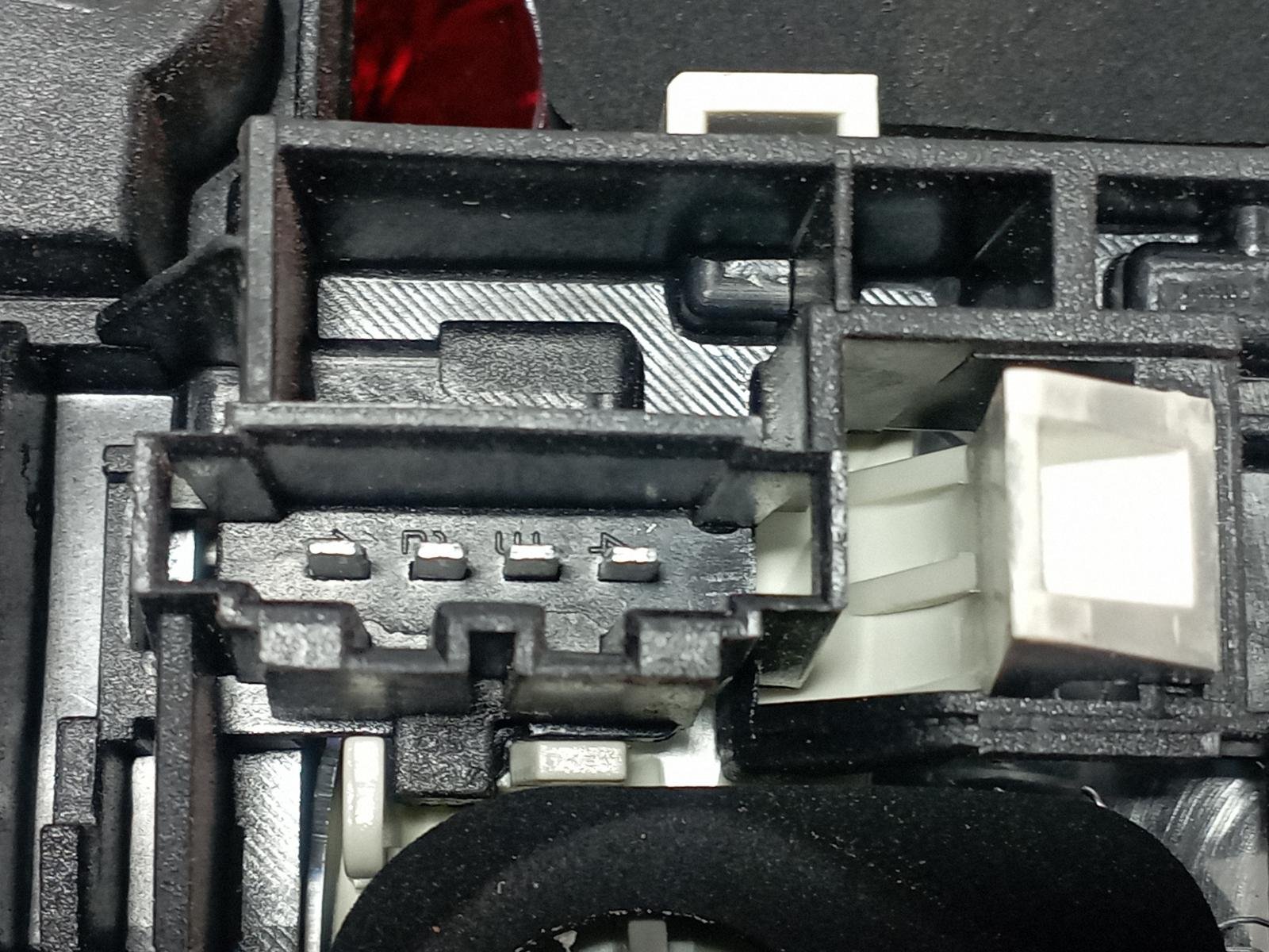 PILOTO PORTON IZQUIERDO VOLKSWAGEN TOUAREG (7LA) - recambio desguace - vista 4