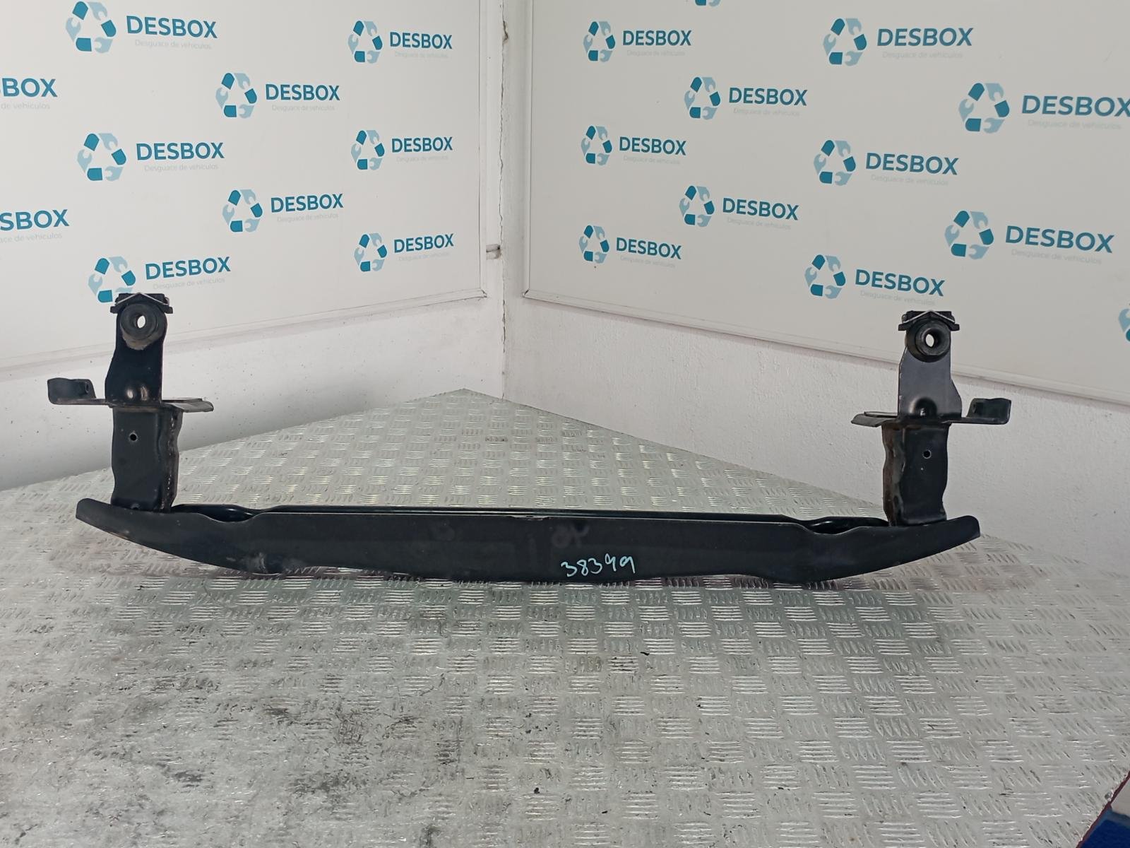 REFUERZO PARAGOLPES DELANTERO VOLKSWAGEN TOUAREG (7LA) - recambio desguace - vista 4