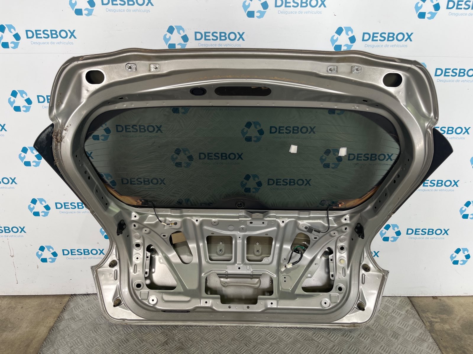 PORTON TRASERO NISSAN JUKE (F15) - recambio desguace - vista 5