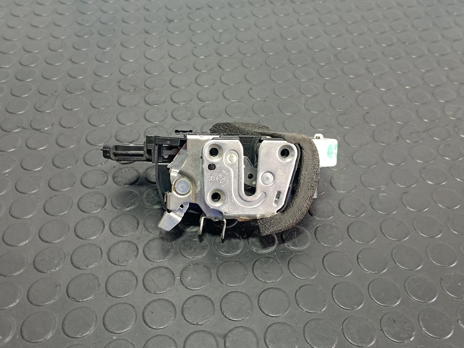 CERRADURA PUERTA DELANTERA DERECHA NISSAN JUKE (F15) - recambio desguace - vista 3