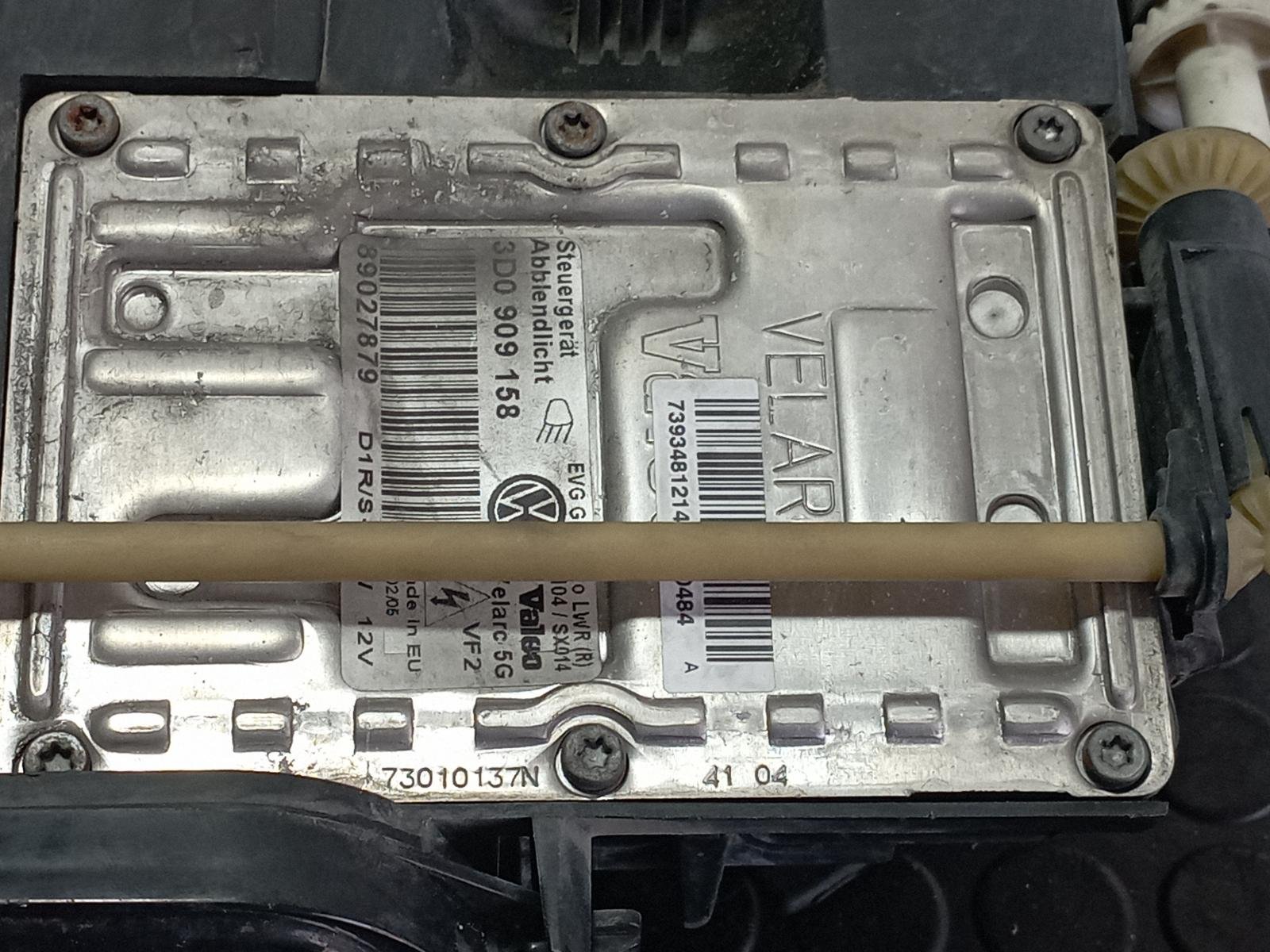 FARO DERECHO VOLKSWAGEN TOUAREG (7LA) - recambio desguace - vista 6
