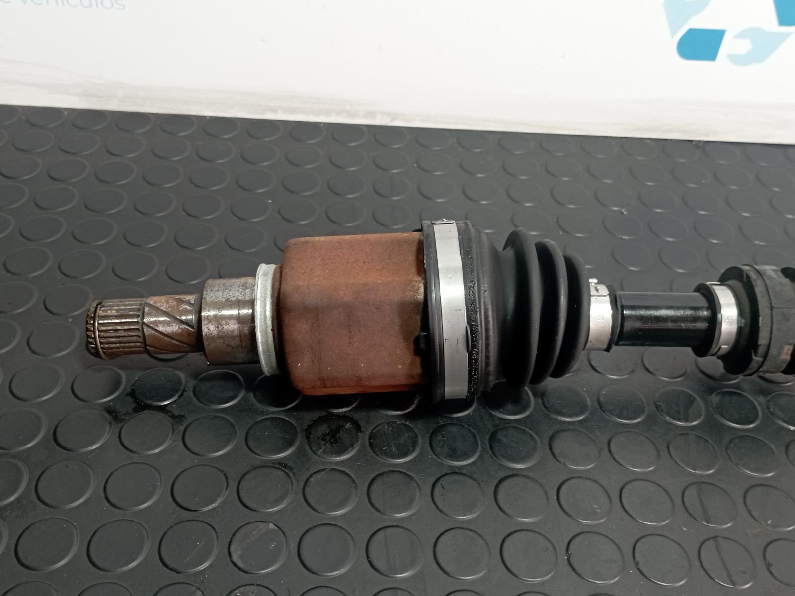 TRANSMISION DELANTERA DERECHA NISSAN JUKE (F15) - recambio desguace - vista 3