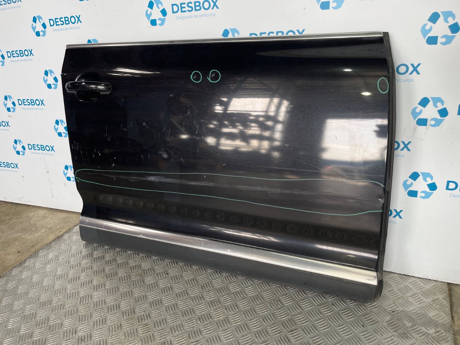 PUERTA DELANTERA DERECHA VOLKSWAGEN TOUAREG (7LA) - recambio desguace