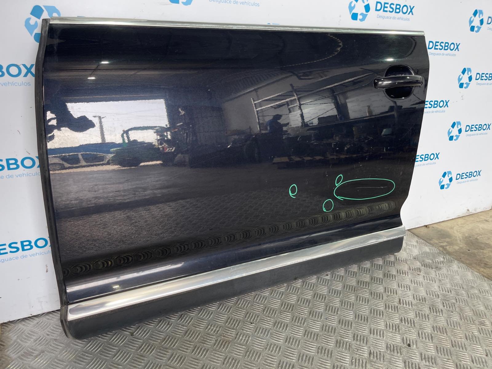 PUERTA DELANTERA IZQUIERDA VOLKSWAGEN TOUAREG (7LA) - recambio desguace - vista 4