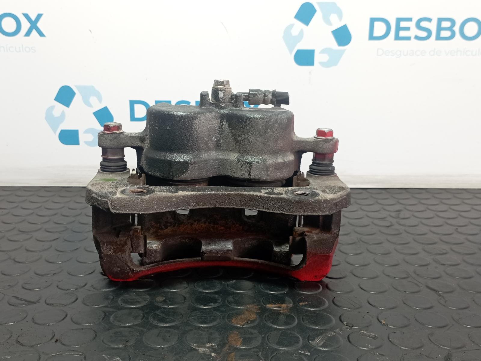 PINZA DE FRENO DELANTERA DERECHA SSANGYONG REXTON - recambio desguace - vista 3