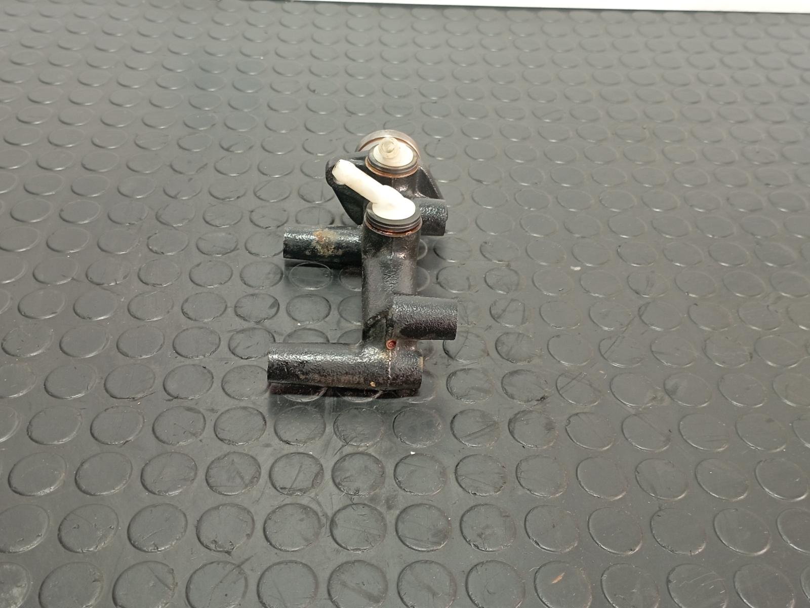 BOMBA FRENO PIAGGIO (VESPA) PORTER Caja/Chasis - recambio desguace - vista 4