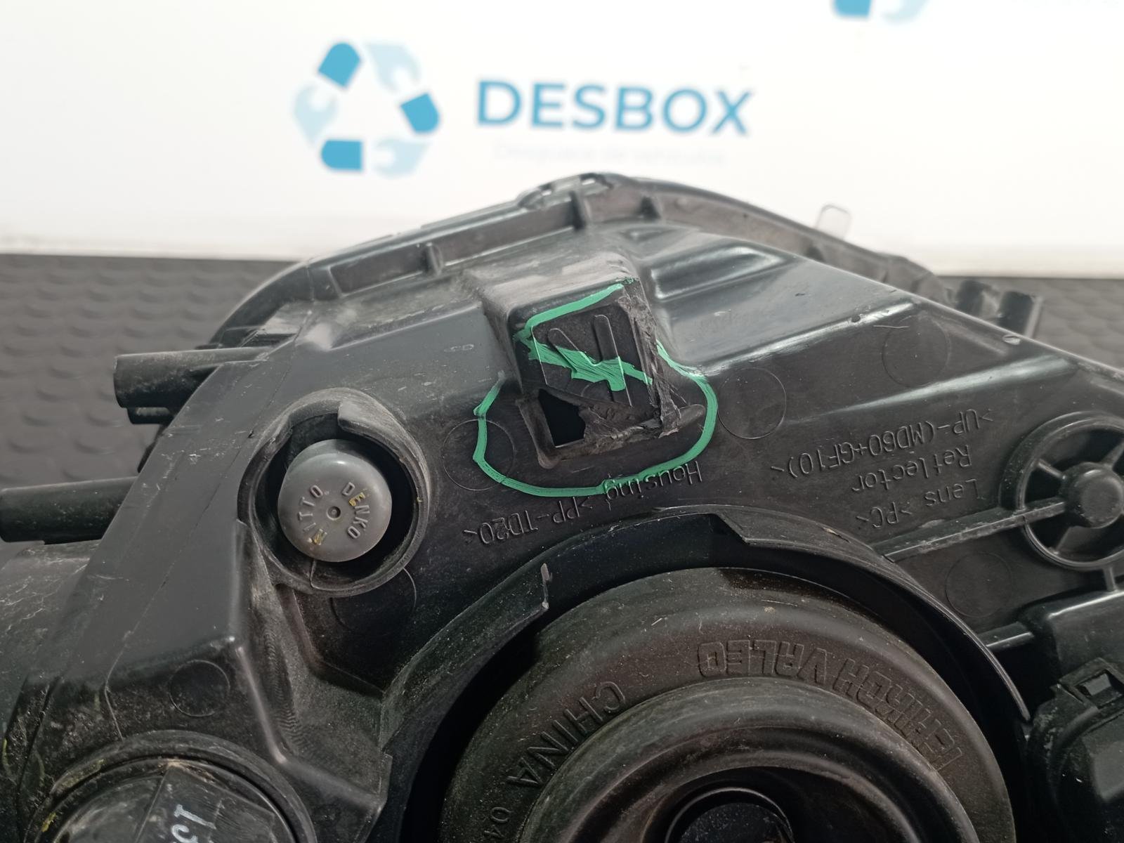 FARO DERECHO NISSAN JUKE (F15) - recambio desguace - vista 4