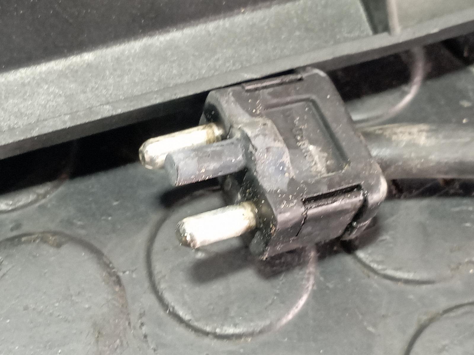 ELECTROVENTILADOR MERCEDES-BENZ CLASE SL (W129) - recambio desguace - vista 3