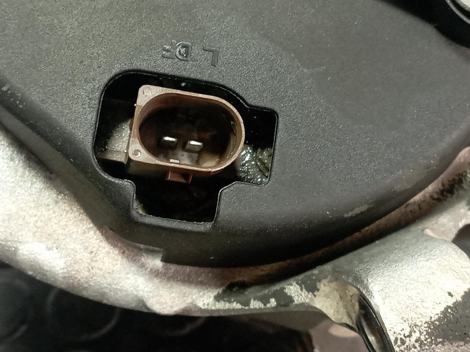 ALTERNADOR VOLKSWAGEN TOUAREG (7LA) - recambio desguace - vista 4