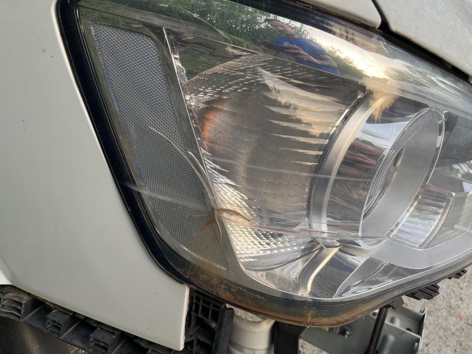 MANDO ELEVALUNAS DELANTERO DERECHO HYUNDAI H 1 - recambio desguace - vista 3