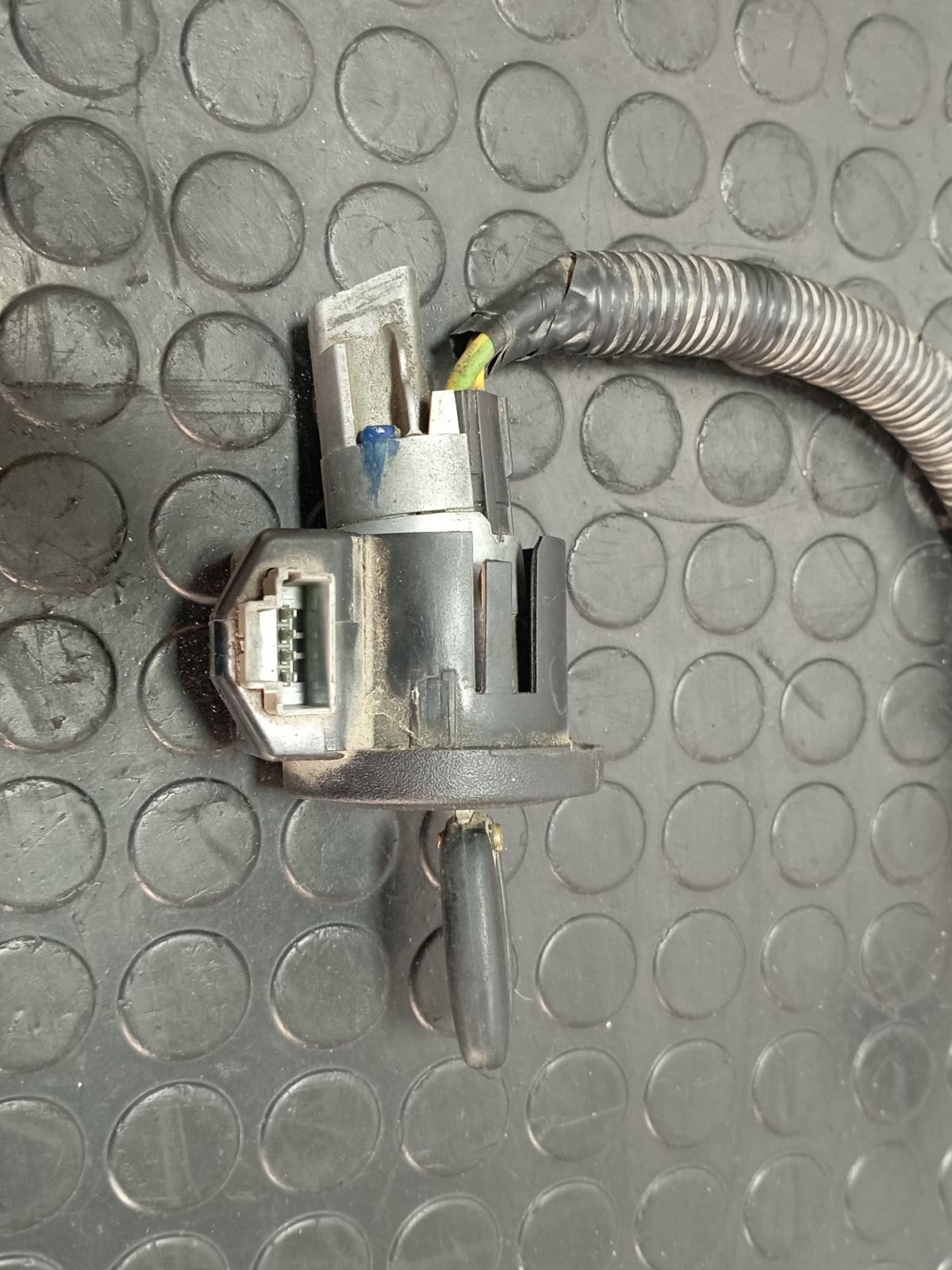 CONMUTADOR DE ARRANQUE NISSAN INTERSTAR MOD. 04 (X70) - recambio desguace - vista 6