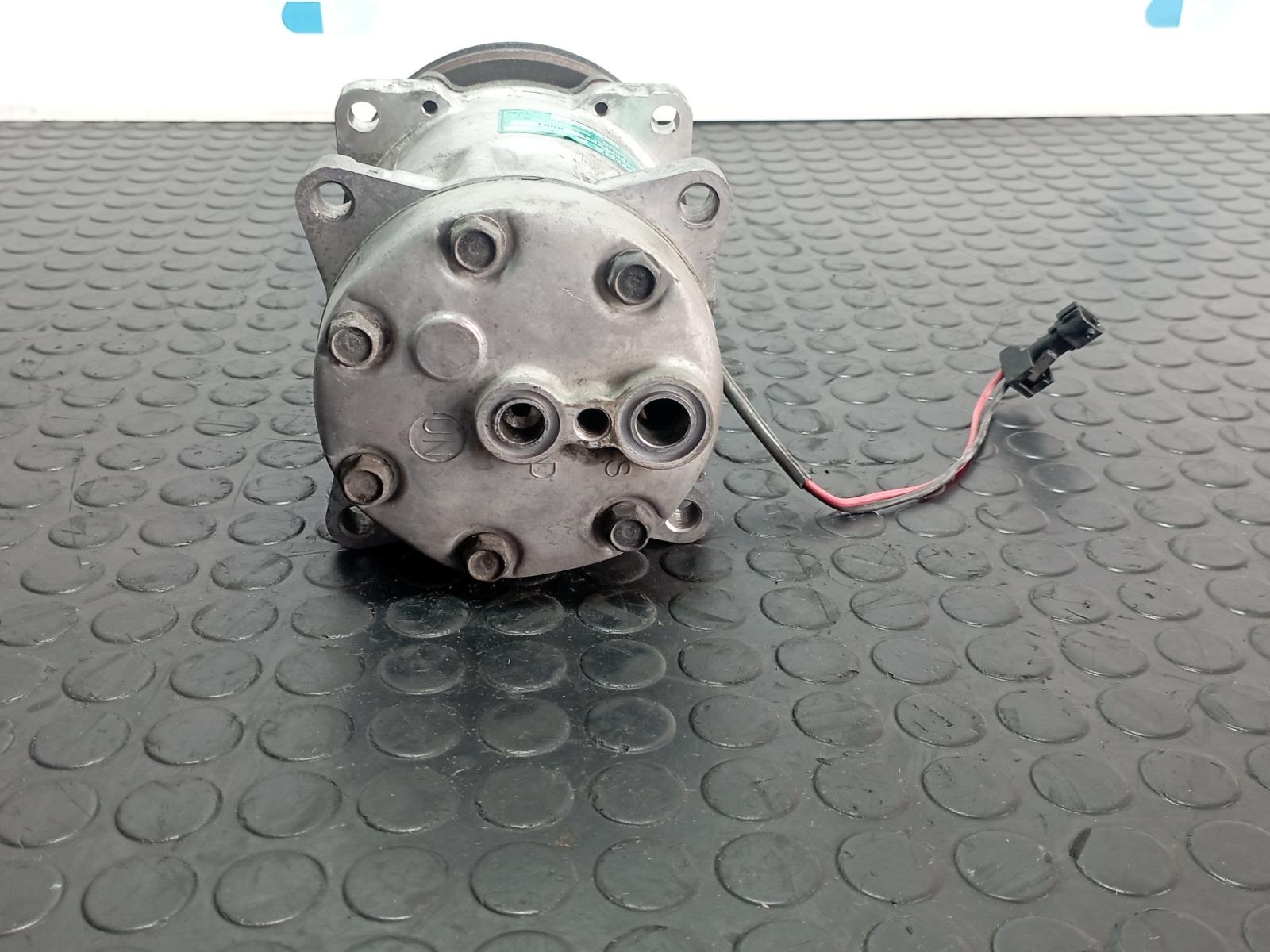 COMPRESOR AIRE ACONDICIONADO RENAULT 42AEA10 - recambio desguace - vista 6