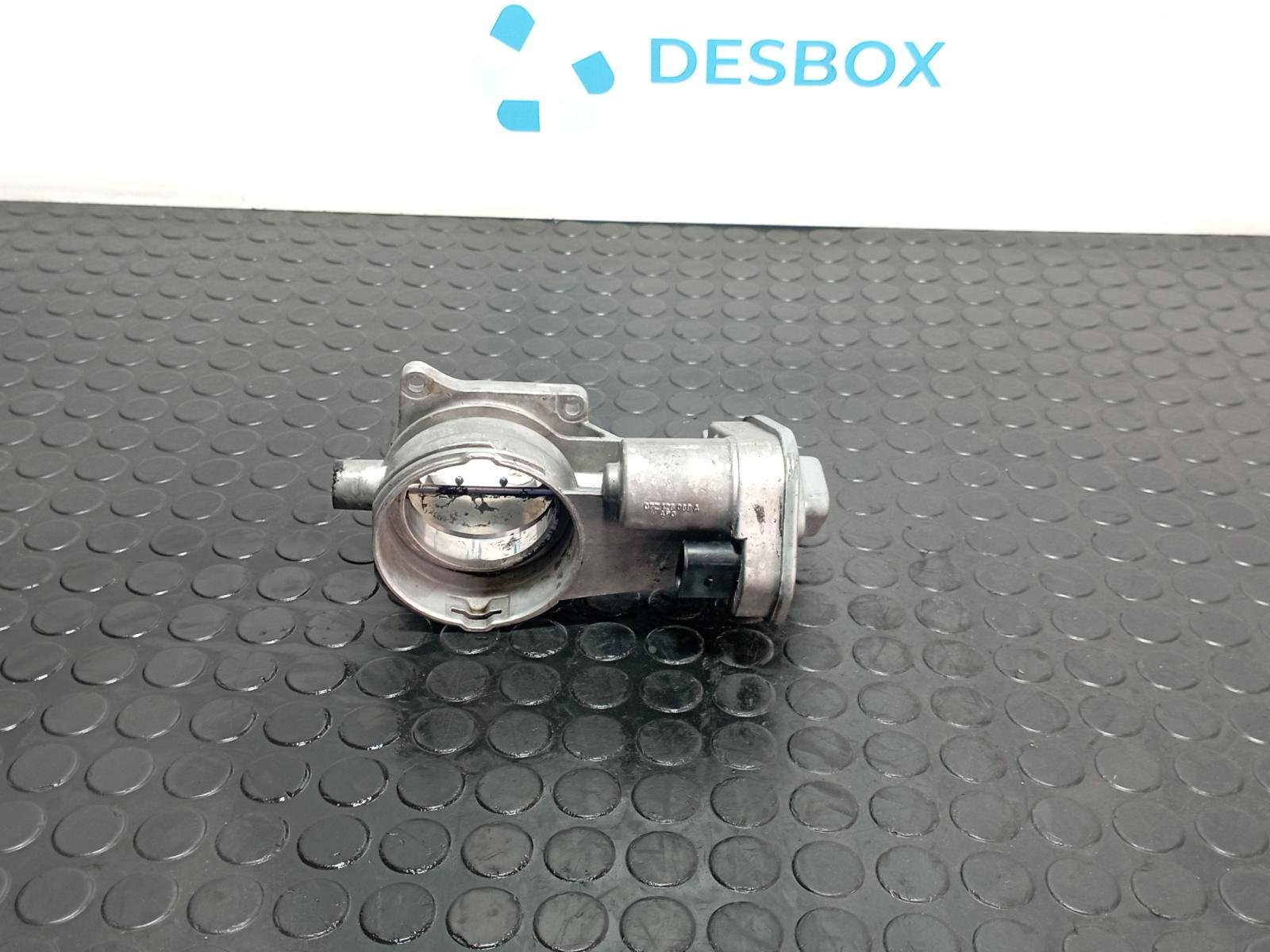 CAJA MARIPOSA VOLKSWAGEN TOUAREG (7LA) - recambio desguace - vista 3