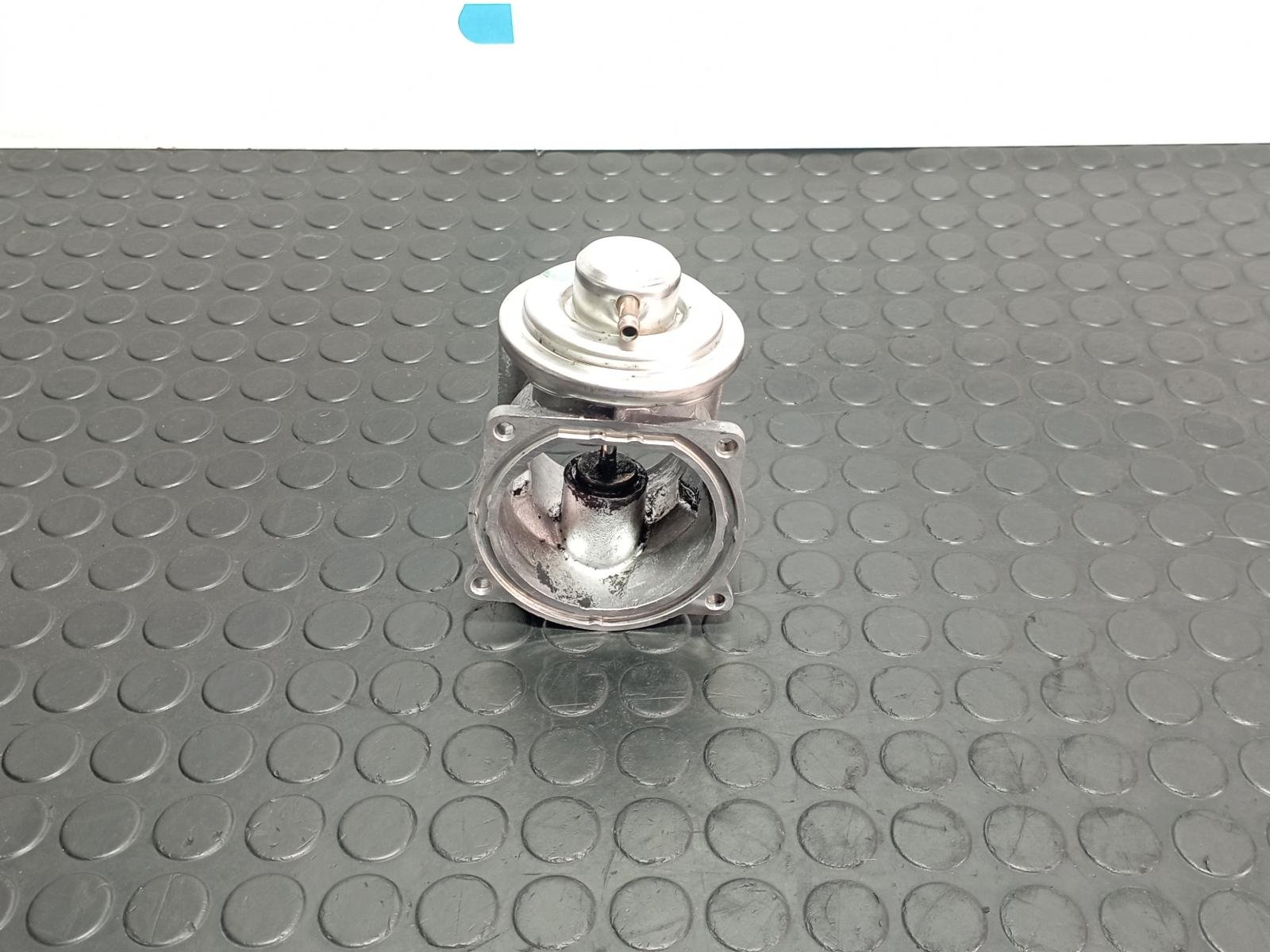 VALVULA EGR VOLKSWAGEN TOUAREG (7LA) - recambio desguace - vista 3