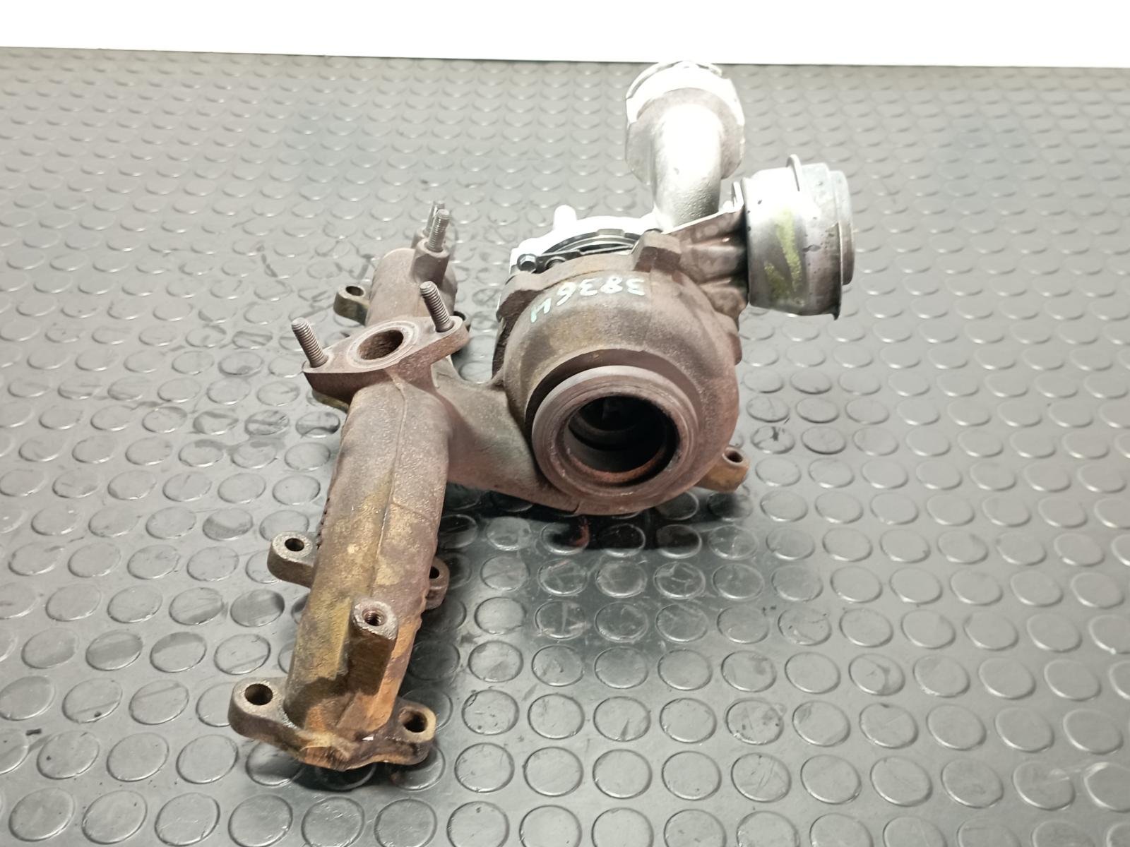 TURBOCOMPRESOR VOLKSWAGEN GOLF PLUS (5M1) - recambio desguace - vista 3