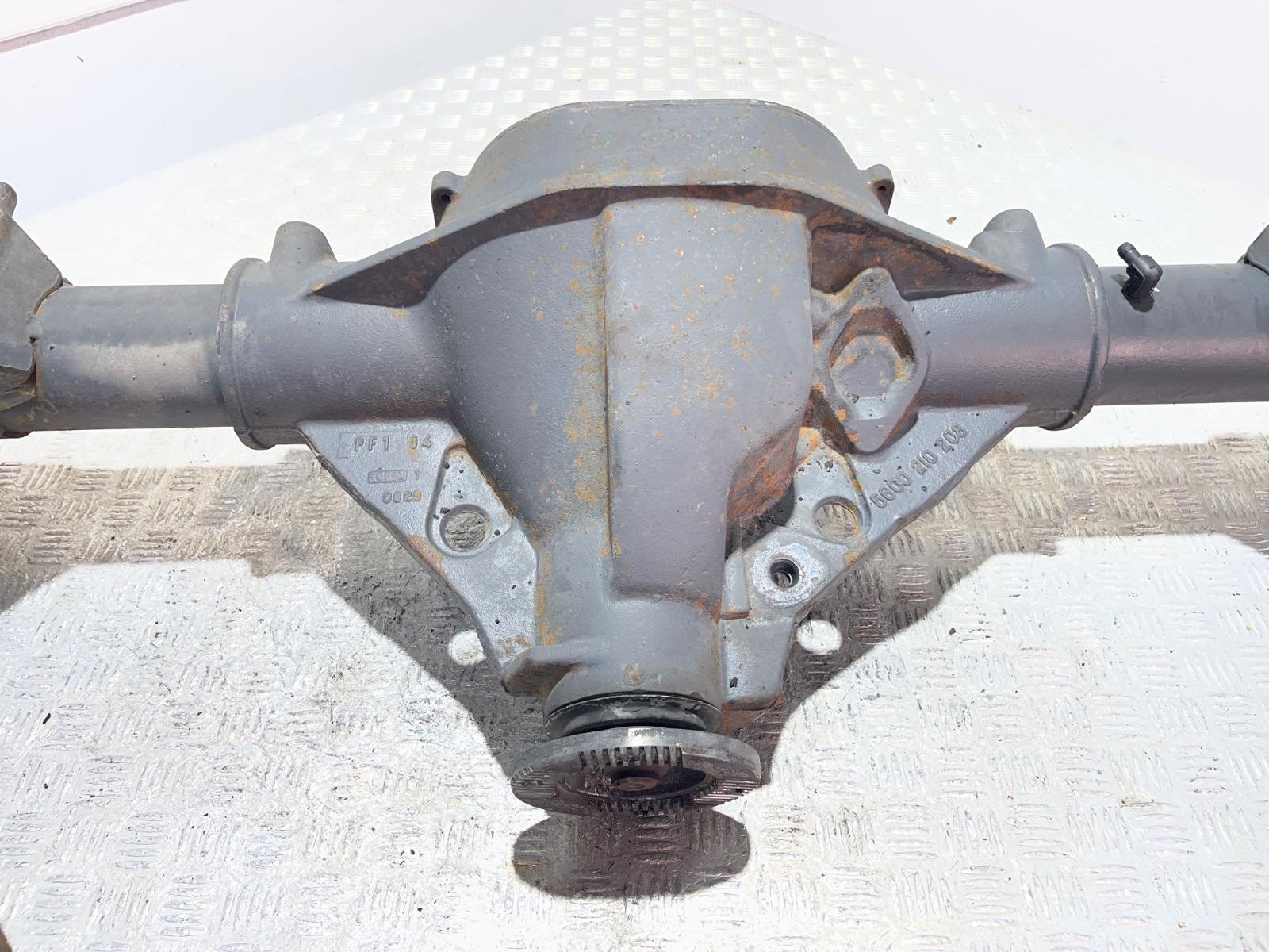 PUENTE TRASERO RENAULT 42AEA10 - recambio desguace - vista 4