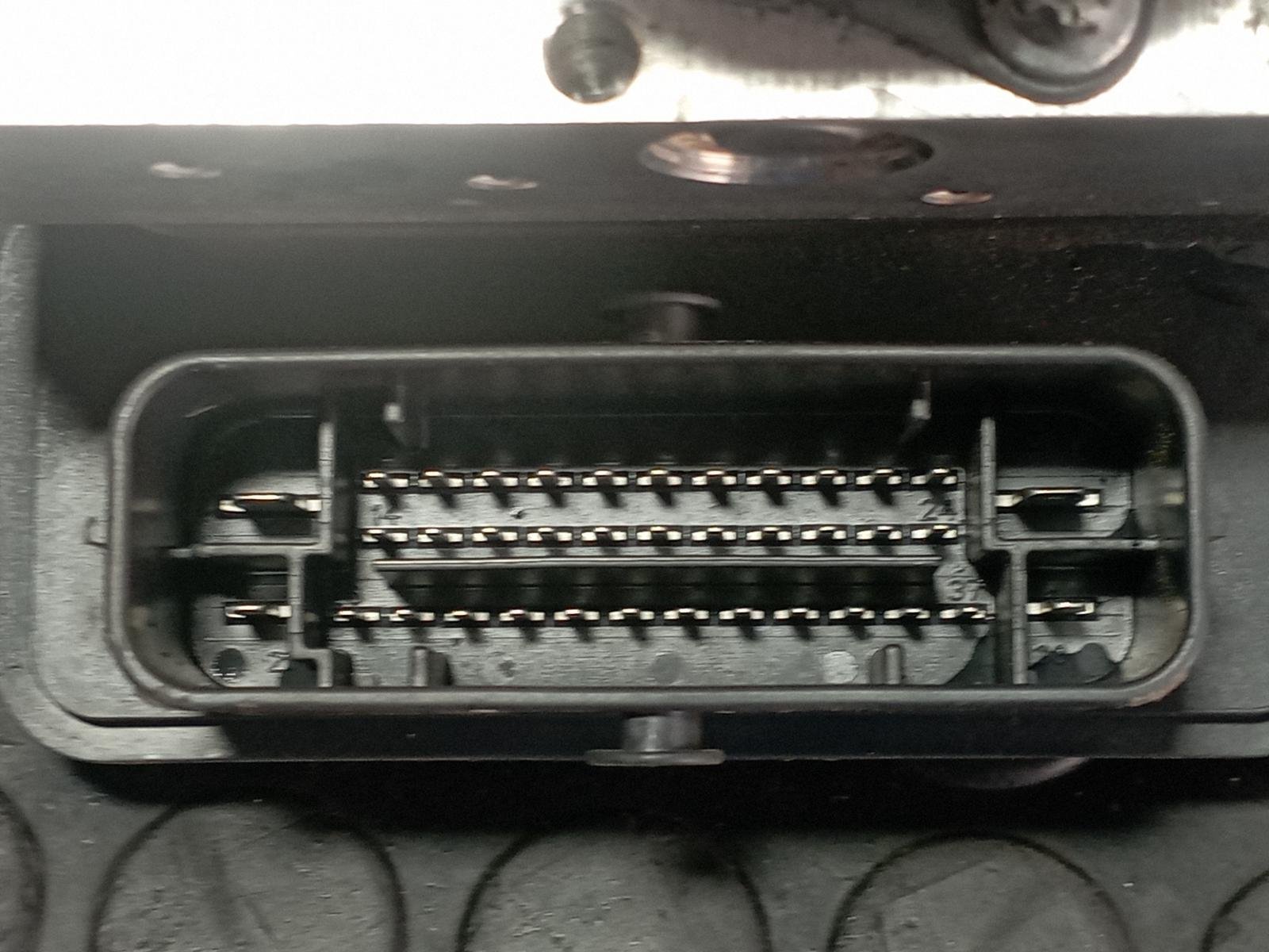 ABS IVECO DAILY VI Caja/Chasis - recambio desguace - vista 2