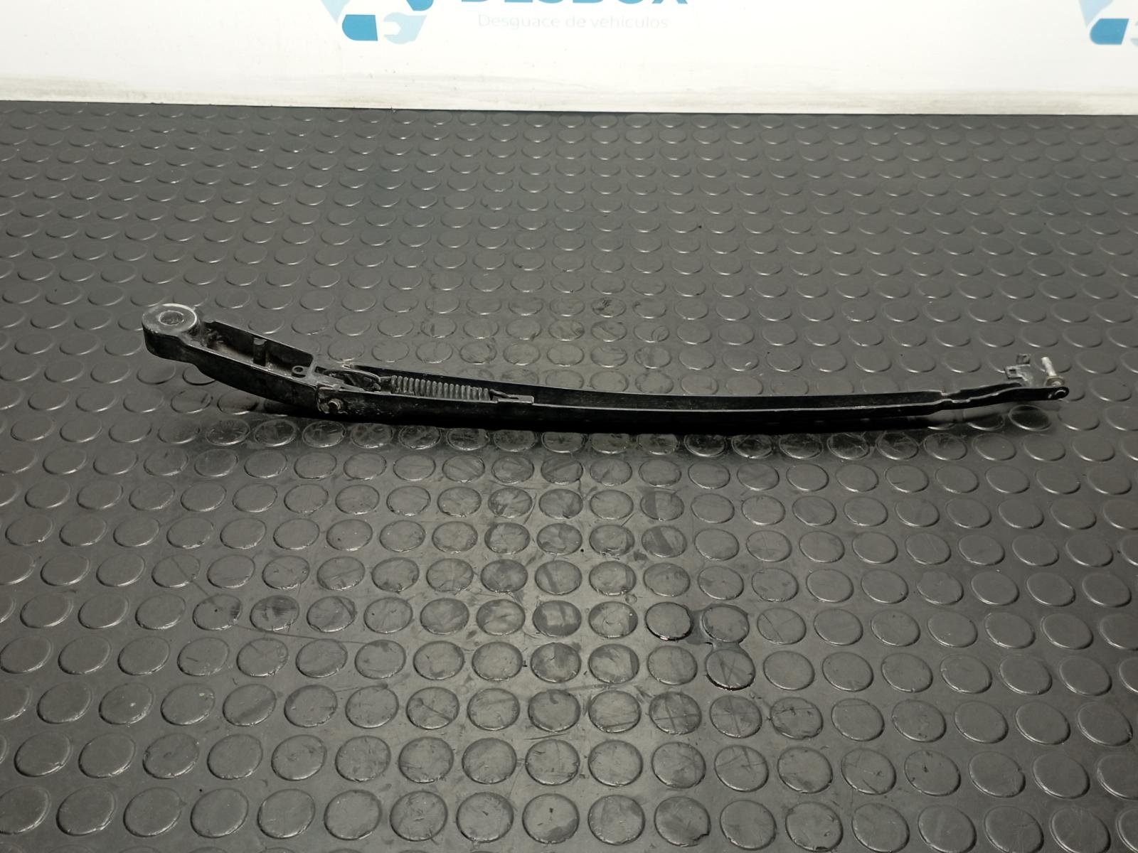 BRAZO LIMPIA TRASERO VOLKSWAGEN TOUAREG (7LA) - recambio desguace