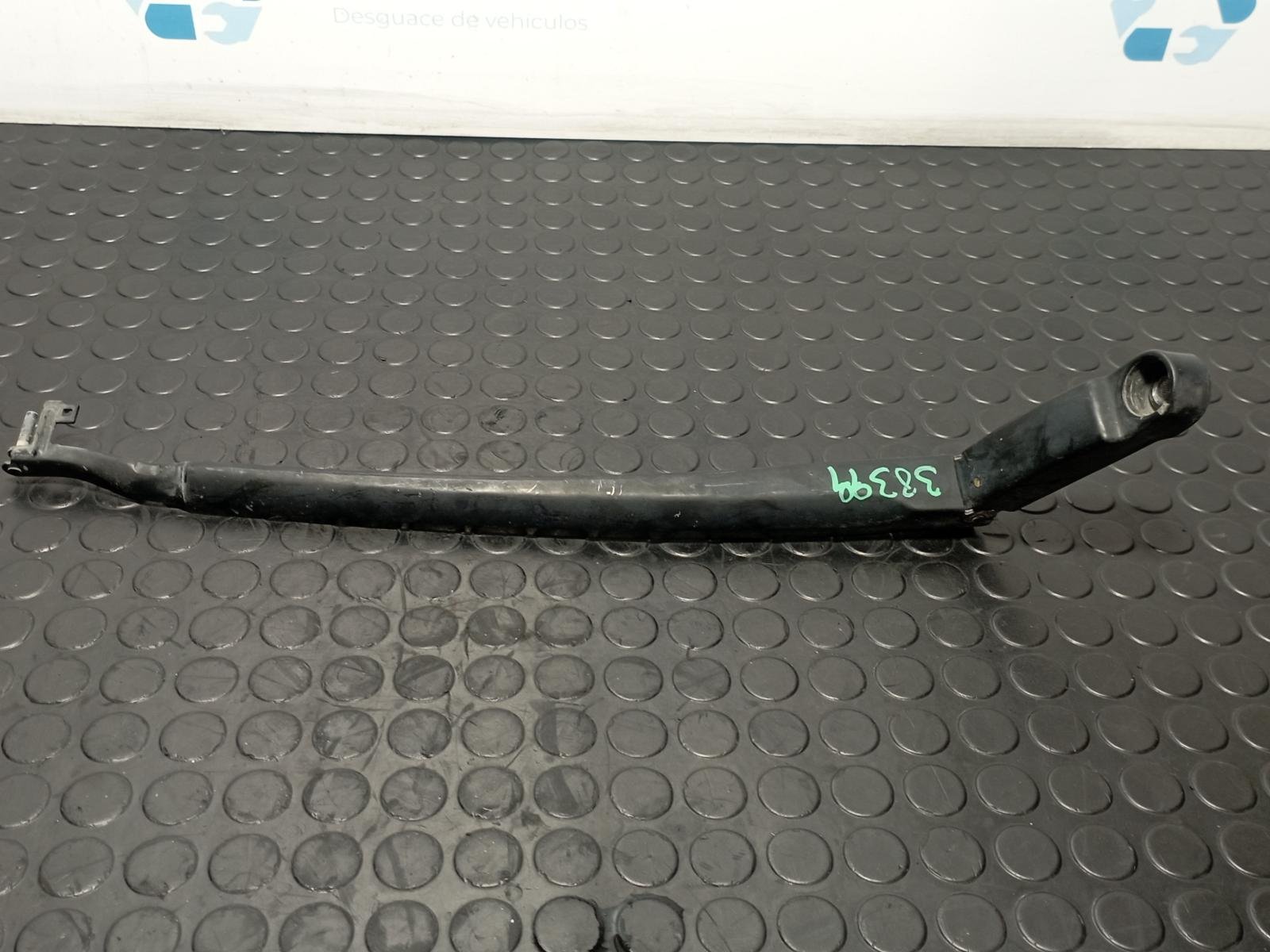 BRAZO LIMPIA TRASERO VOLKSWAGEN TOUAREG (7LA) - recambio desguace - vista 4