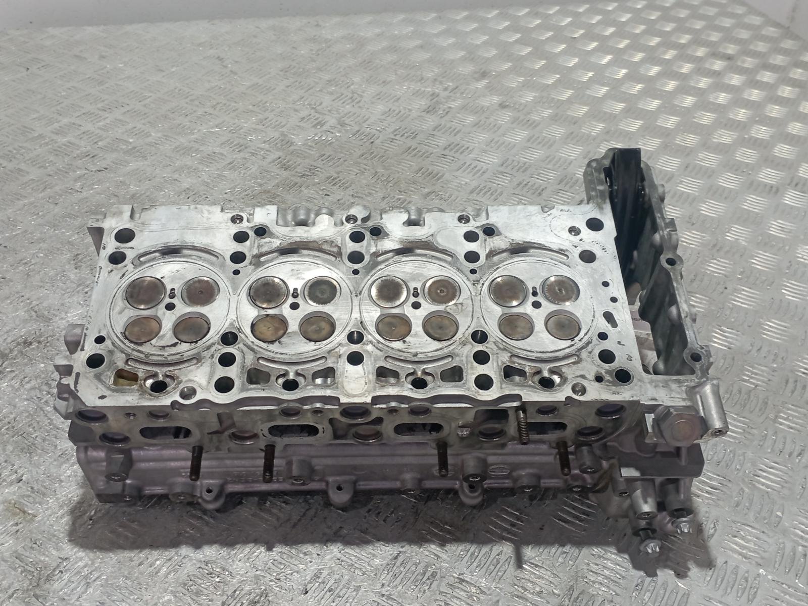 CULATA MERCEDES-BENZ CLASE A (W176) - recambio desguace