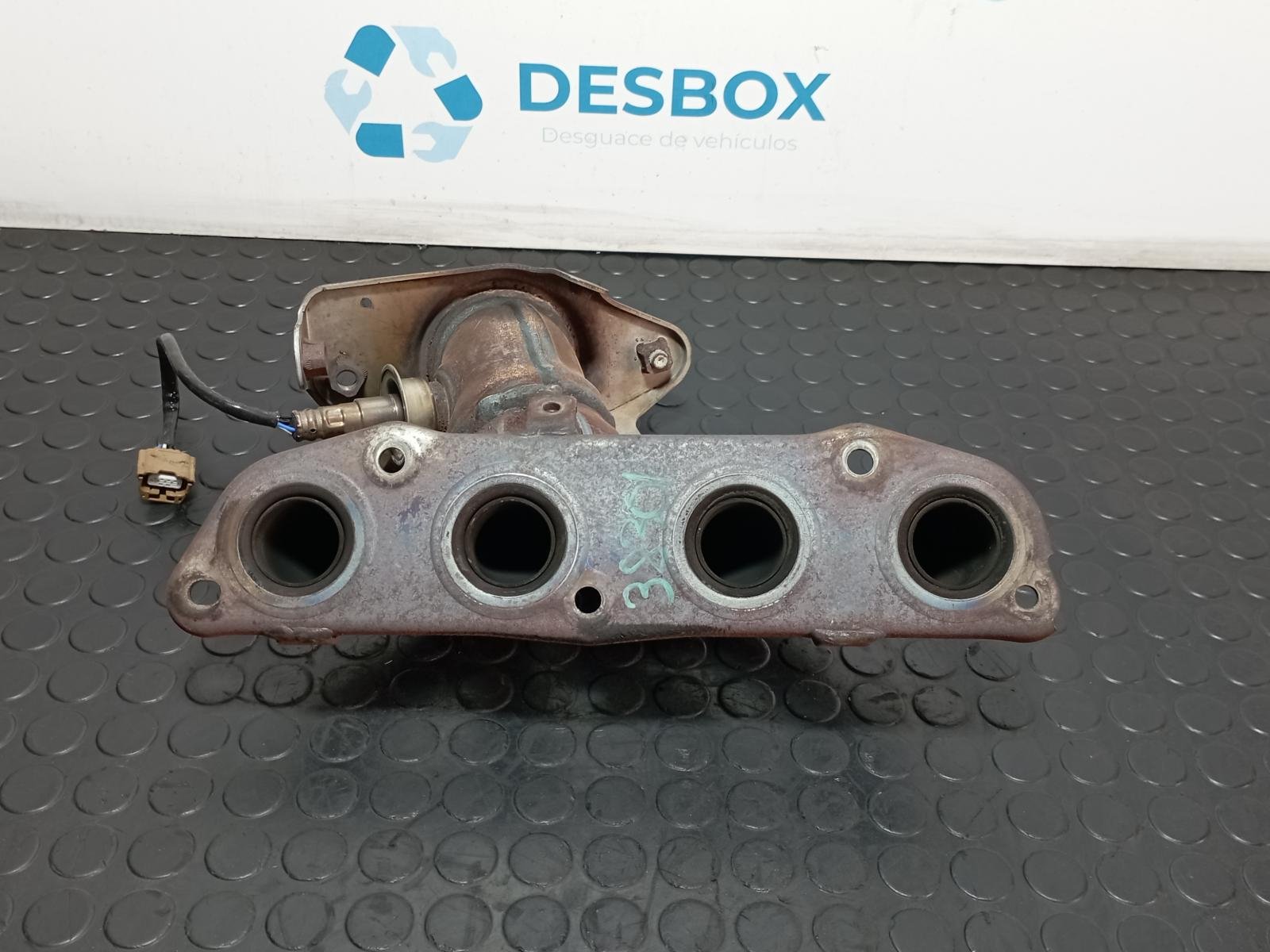 COLECTOR ESCAPE NISSAN JUKE (F15) - recambio desguace - vista 2