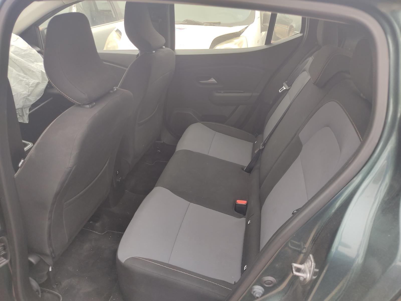 PUERTA TRASERA IZQUIERDA DACIA SANDERO III - recambio desguace - vista 16