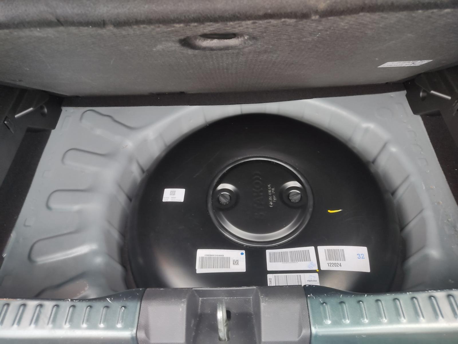 PUERTA TRASERA IZQUIERDA DACIA SANDERO III - recambio desguace - vista 20