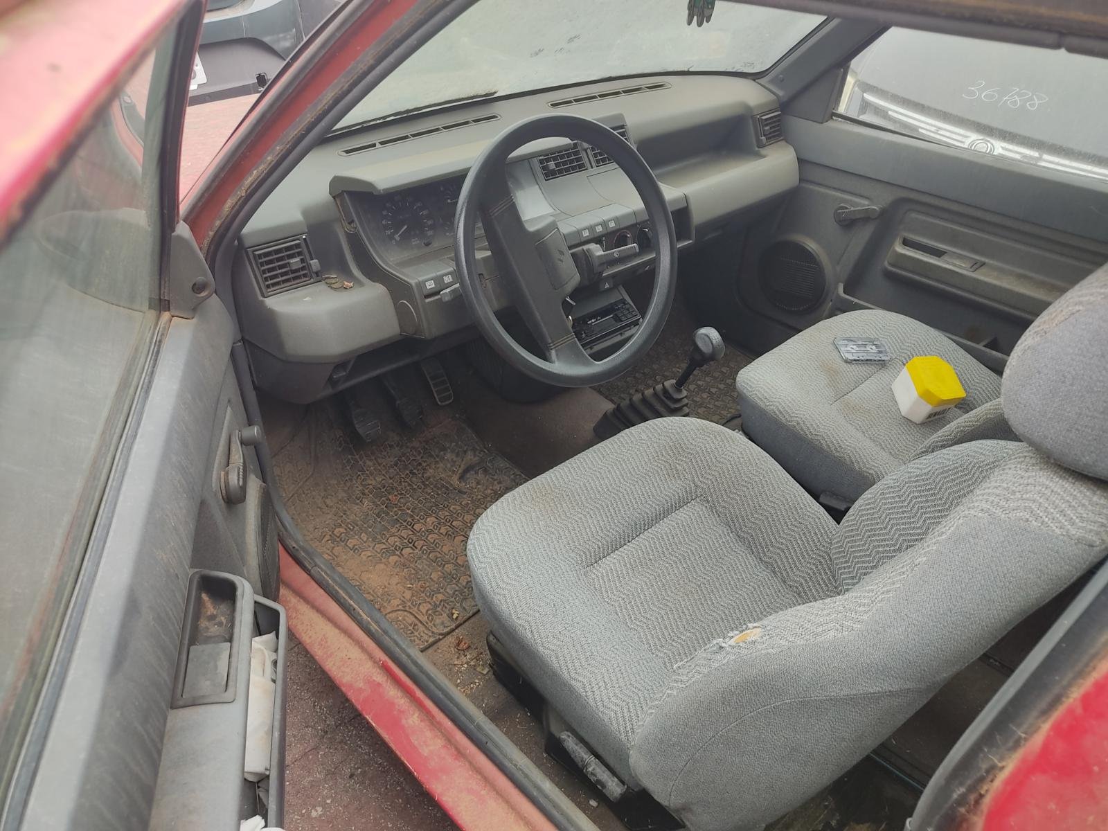 ASIENTO DELANTERO IZQUIERDO RENAULT 5 - recambio desguace - vista 3