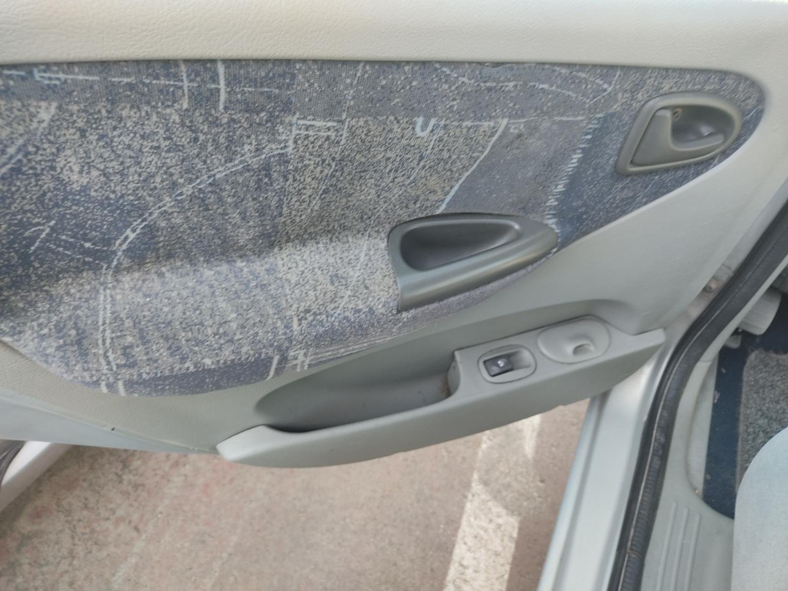 SISTEMA AUDIO / RADIO CD RENAULT SCENIC (JA..) - recambio desguace - vista 64