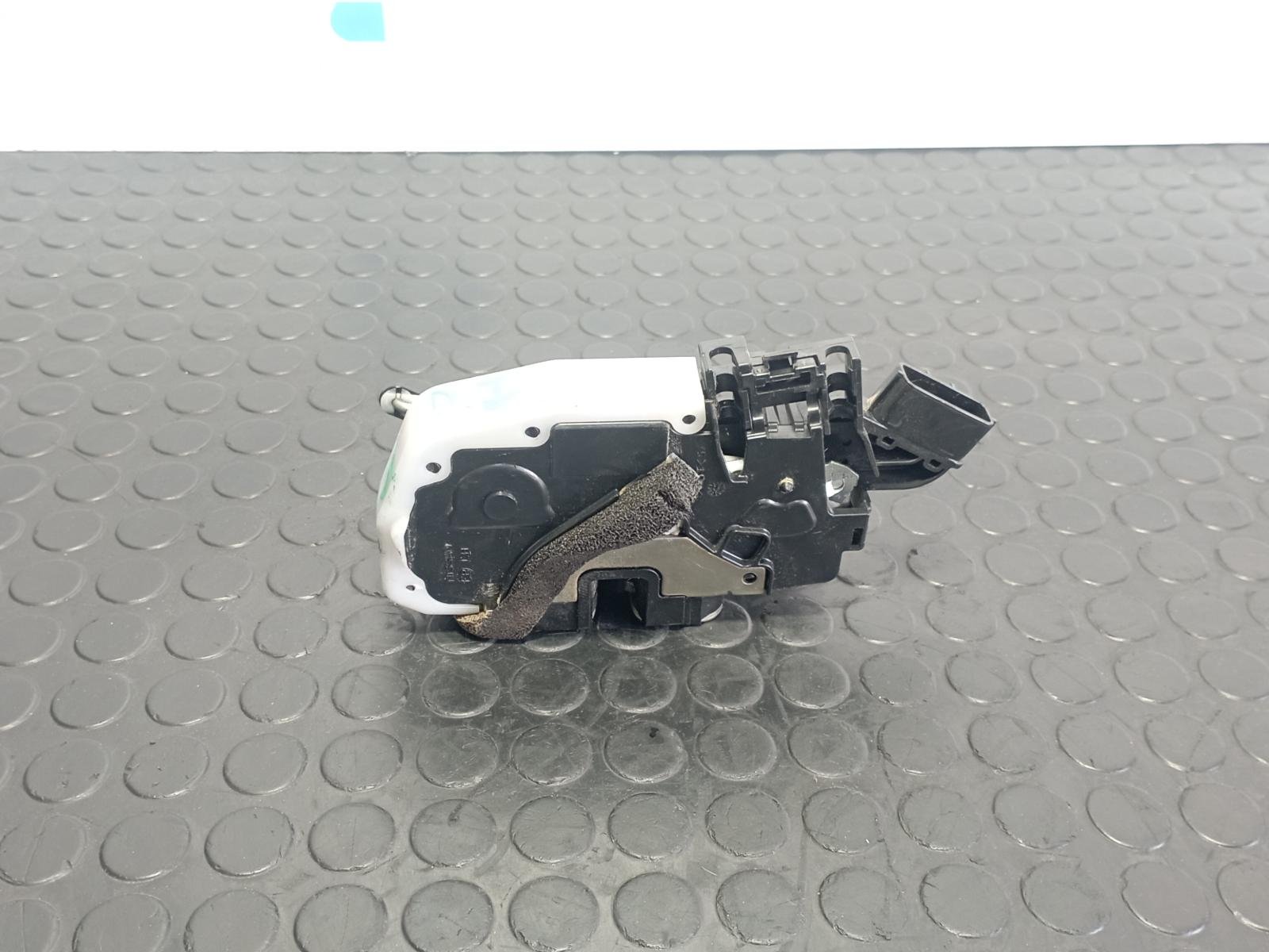 CERRADURA PUERTA DELANTERA IZQUIERDA NISSAN JUKE (F15) - recambio desguace - vista 3