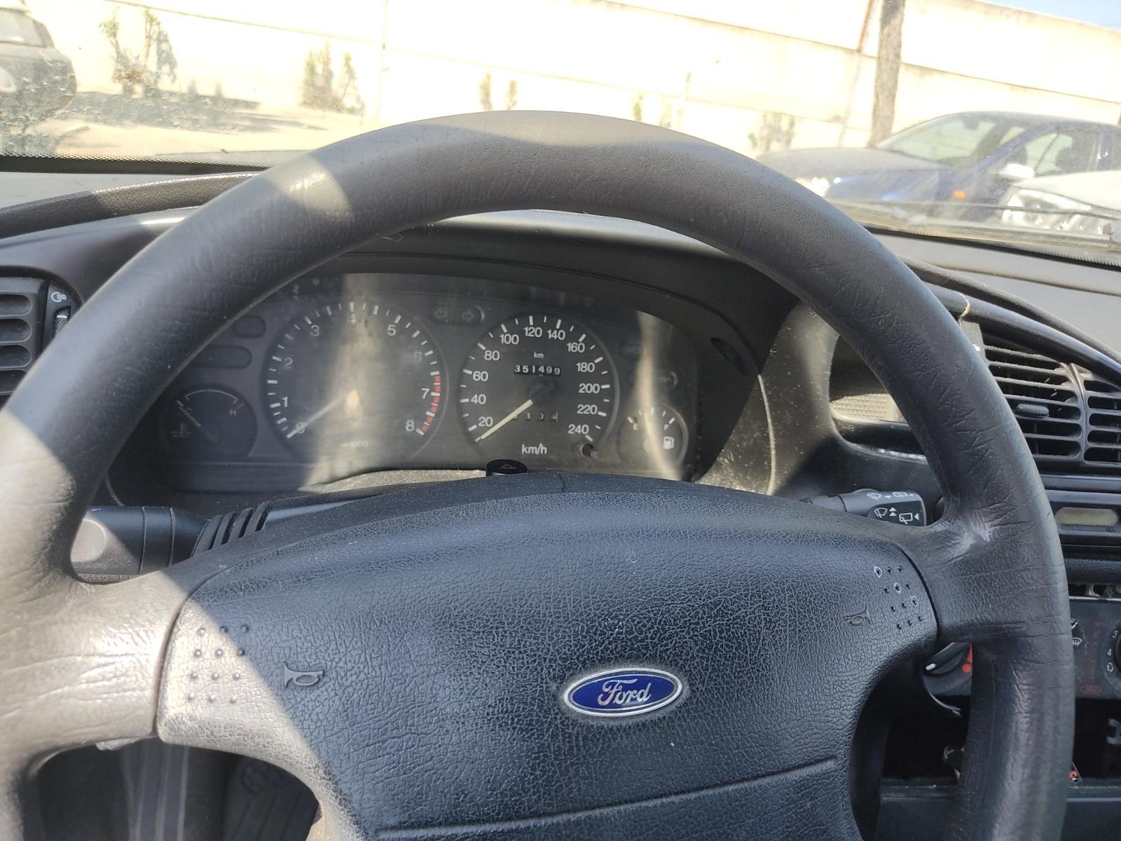 RADIADOR AGUA FORD MONDEO II Sedán - recambio desguace - vista 8