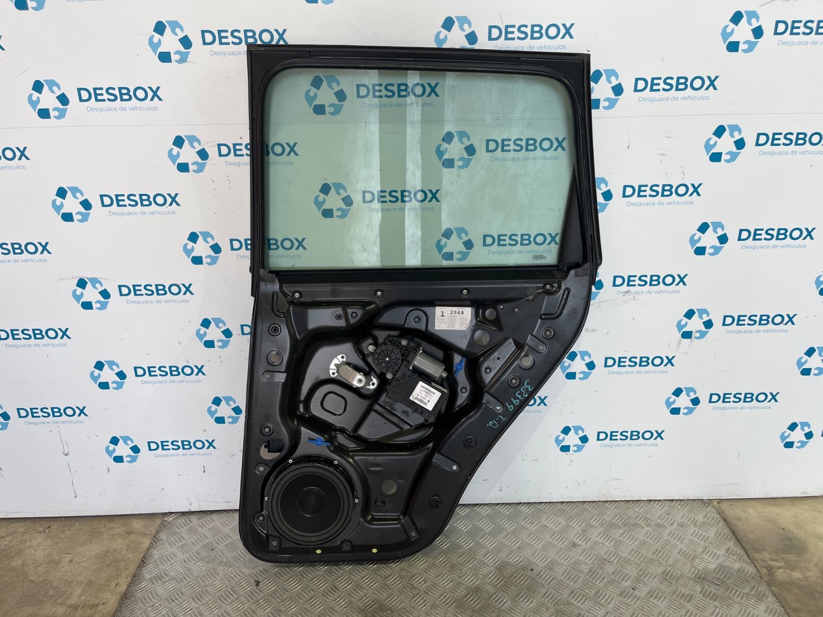 ELEVALUNAS TRASERO DERECHO VOLKSWAGEN TOUAREG (7LA) - recambio desguace