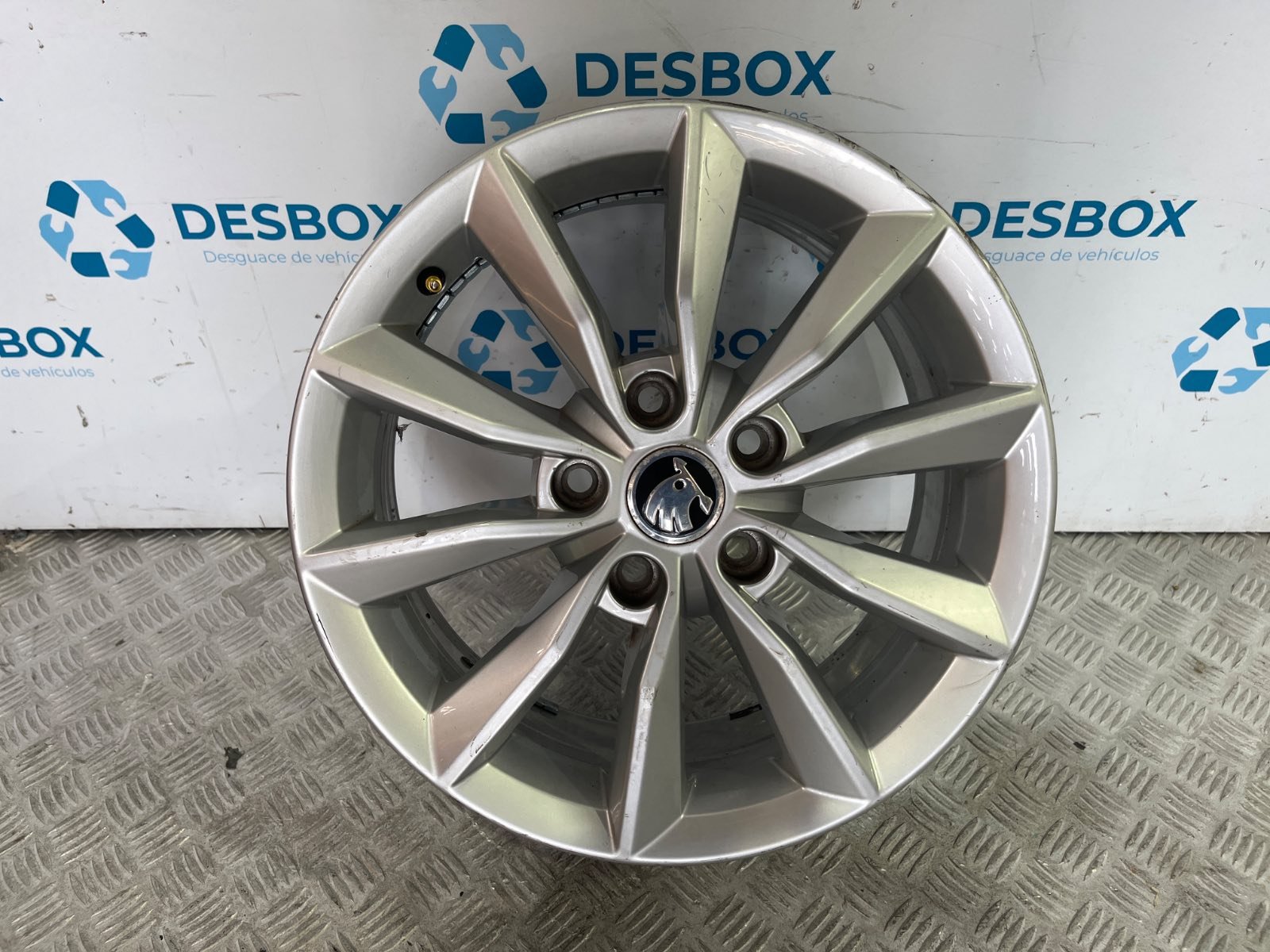 JUEGO LLANTAS SKODA OCTAVIA BERLINA (1Z3) - recambio desguace - vista 5