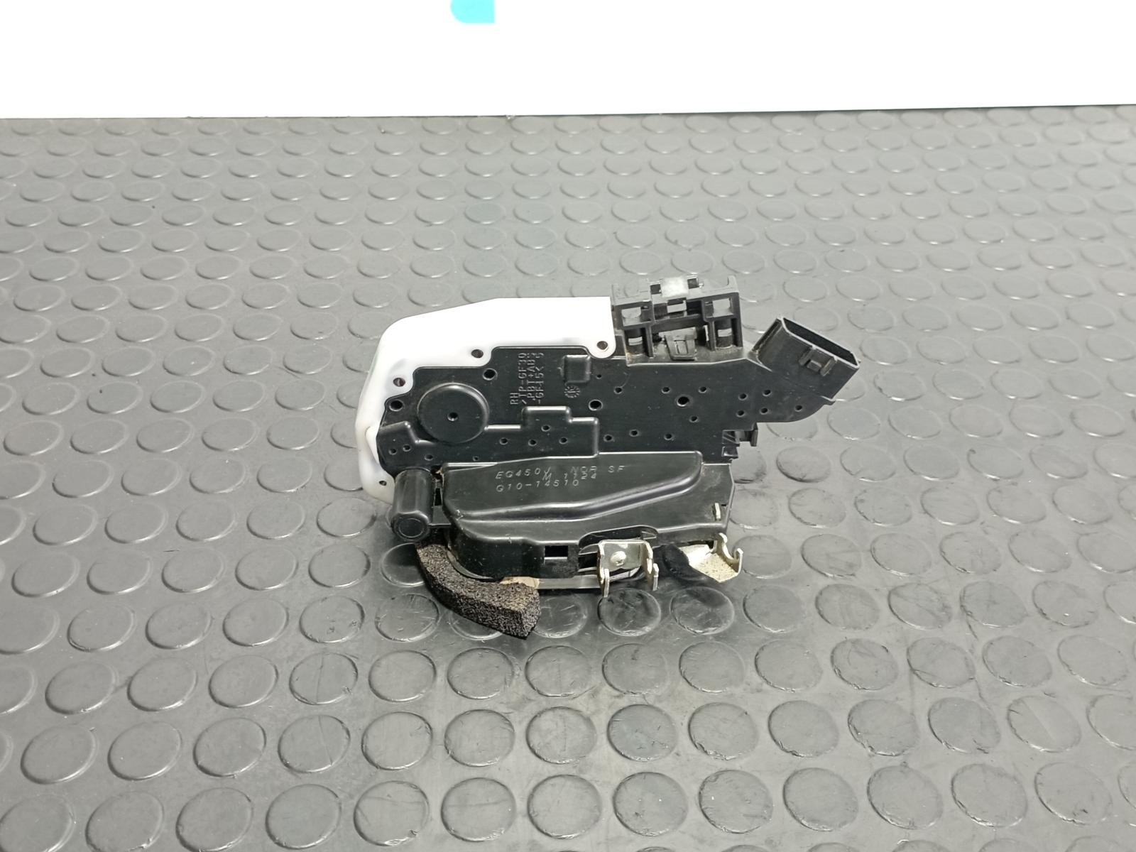 CERRADURA PUERTA TRASERA DERECHA NISSAN JUKE (F15) - recambio desguace