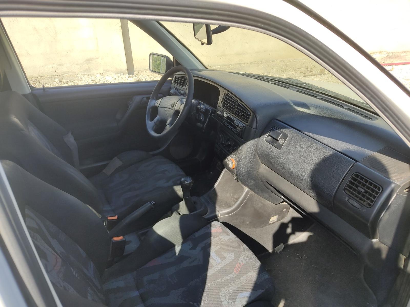 CERRADURA PUERTA TRASERA IZQUIERDA VOLKSWAGEN GOLF III BERLINA (1H1) - recambio desguace - vista 15
