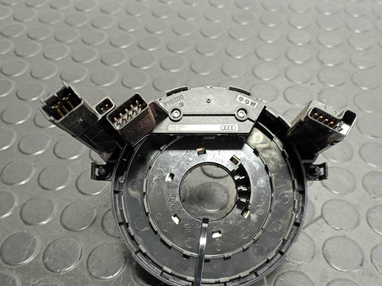 Recambio de ANILLO AIRBAG para AUDI A4 AVANT (8E) 2.0 TDI Quattro (DPF) BRE referencia OEM IAM  4E0953541A - BLANCO 2